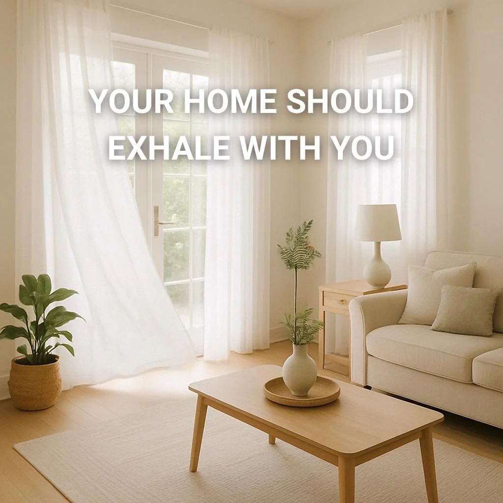 Not hold its breath with clutter.
Not tense up with tension.
Not overflow with things that no longer reflect who you are.
We help create places that support stillness, movement, and everything in between.
Decluttering. Reorganizing. Realigning ener