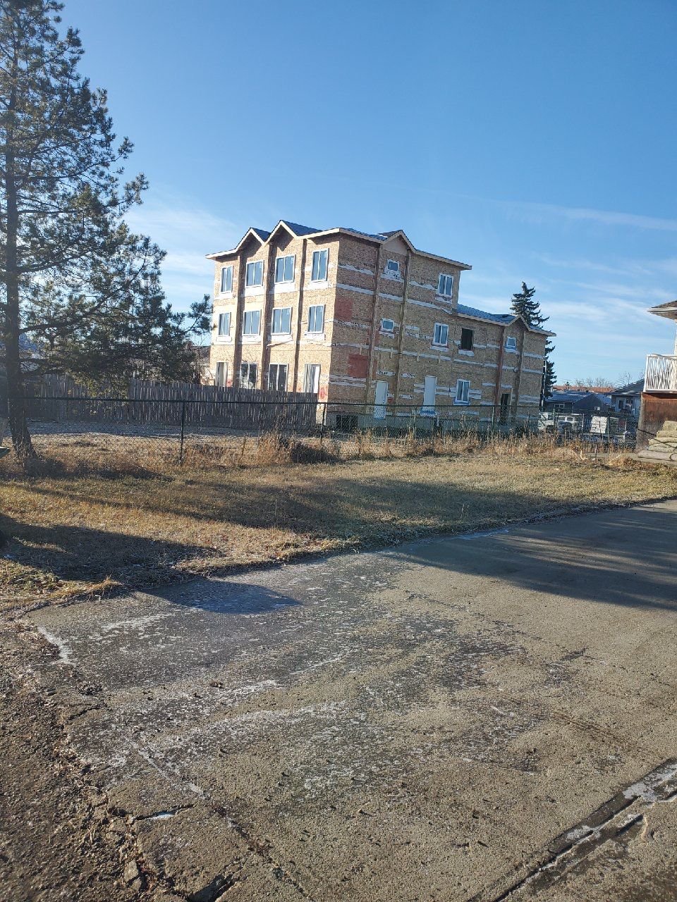 mid block Multiplex on 155 st and 106 Ave.jpg