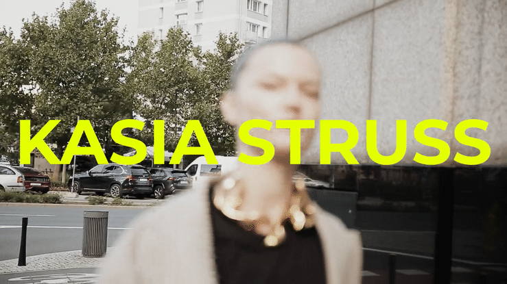 KASIA STRUSS FOR VIVA! BY KASIA BIAŁY | MUA-high.gif
