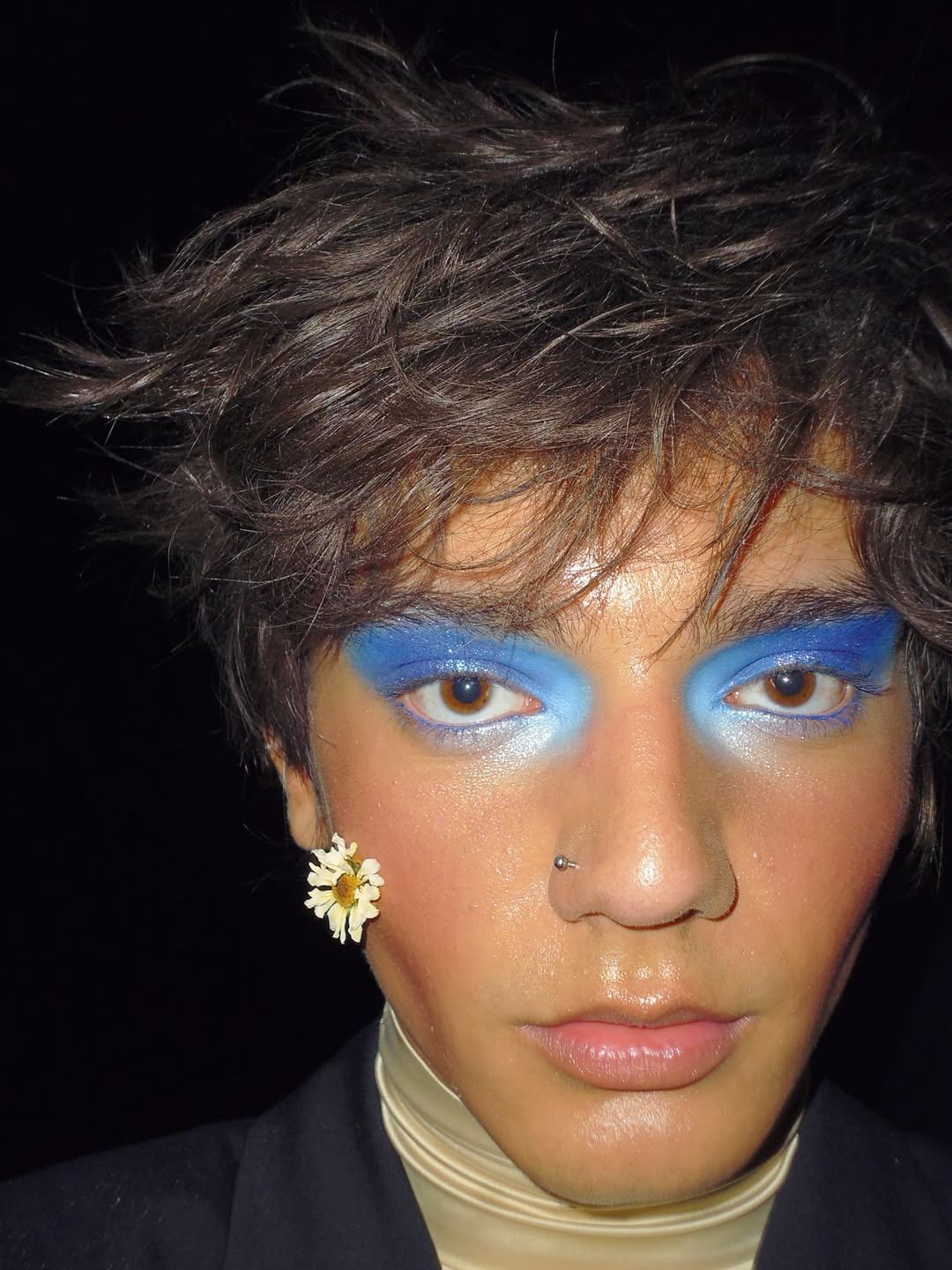 The bluest blue of the blues 💙Makeup and hair by @ilianabogacka on @_piotr.koprowski .#avantgua.jpg