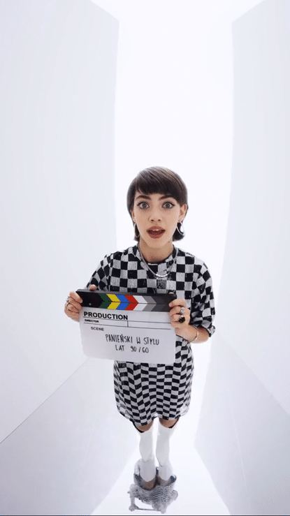 APART _ DOP ALEKSANDER RYŻOW & STYLE KAROL MŁODZIŃSKI & MUA AGA WILK-high.gif