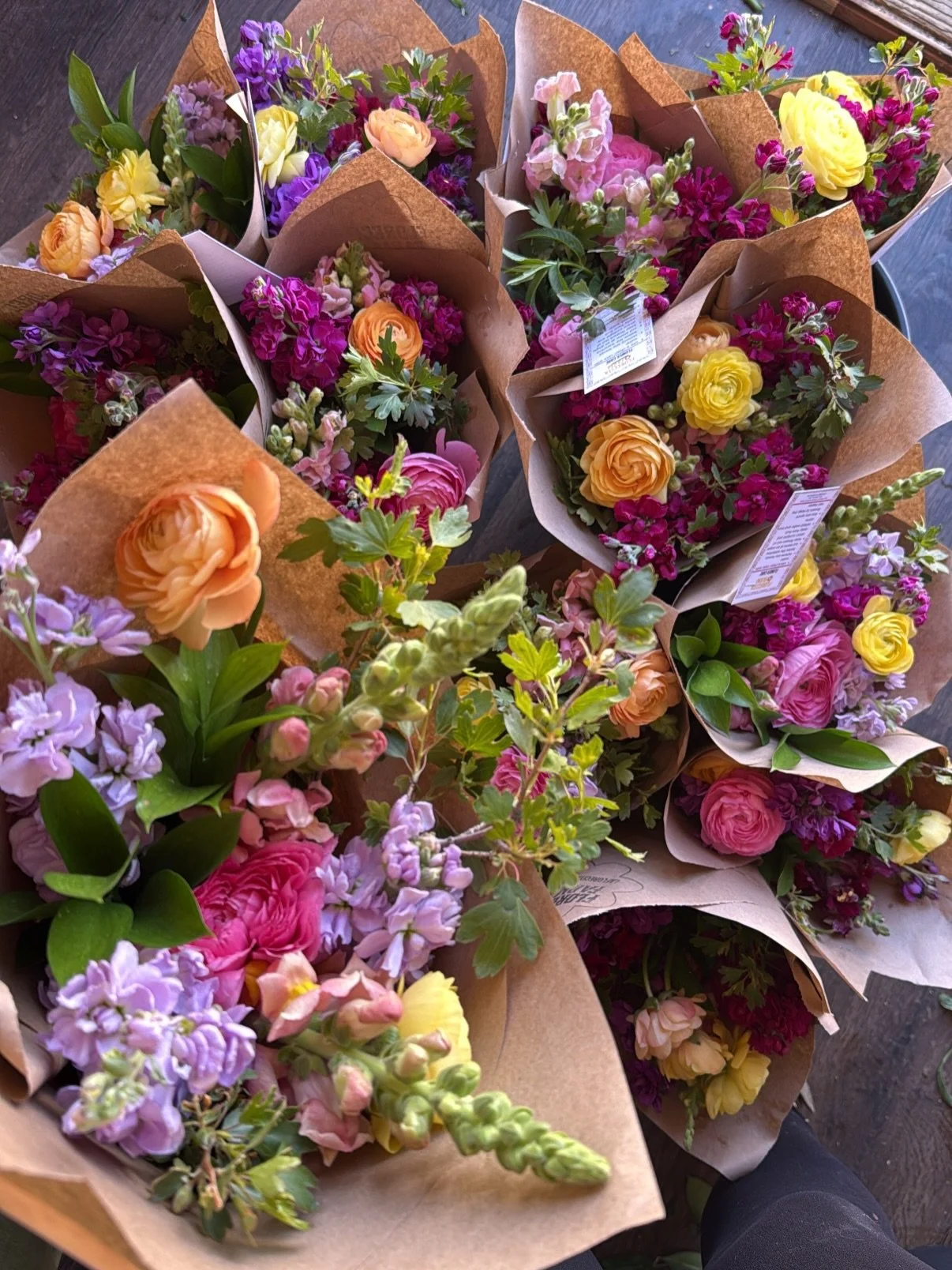 Inspiration for tomorrow&rsquo;s bouquets comes from Oat&rsquo;s flower butt 🌸 we&rsquo;ll be at the @coloradospringssundaymarket tomorrow from 9am-2pm at Acacia park!