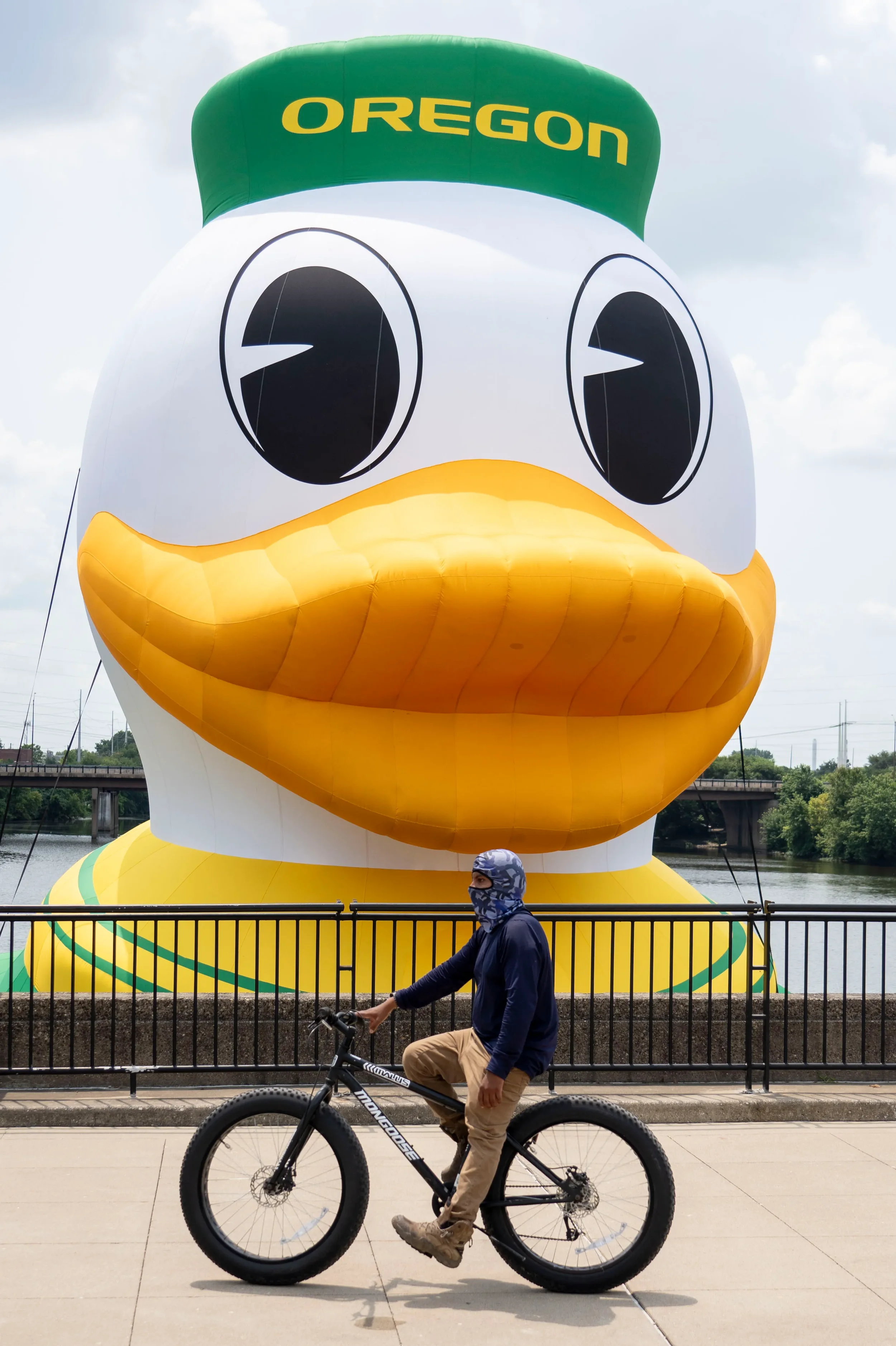 50' Inflatable University of Oregon Rubber Duck — BIGGER THAN LIFE