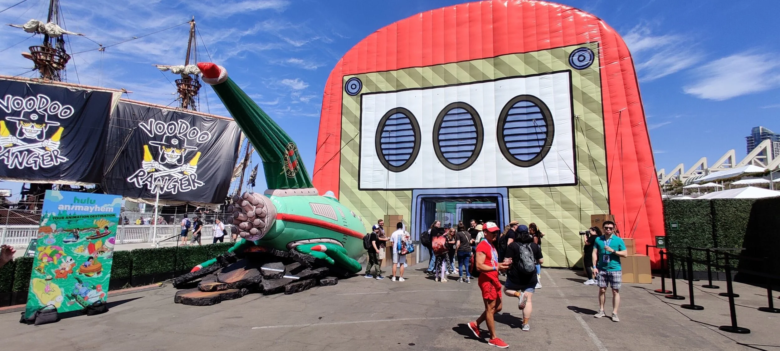 HULU-SDCC-Futurama (8).jpg
