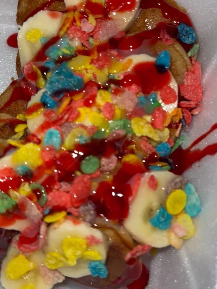 Not 1&hellip; not 5&hellip; but 🔥 11 DIFFERENT SAUCES 🔥

Our mini pancakes are bringing BIG flavor 😮&zwj;🔥🥞

Here&rsquo;s what you can drizzle, pour, and go crazy with:

🍯 Caramel
🍫 Milk Chocolate
🤍 White Chocolate
🍭 Cotton Candy
🌰 Hazelnut