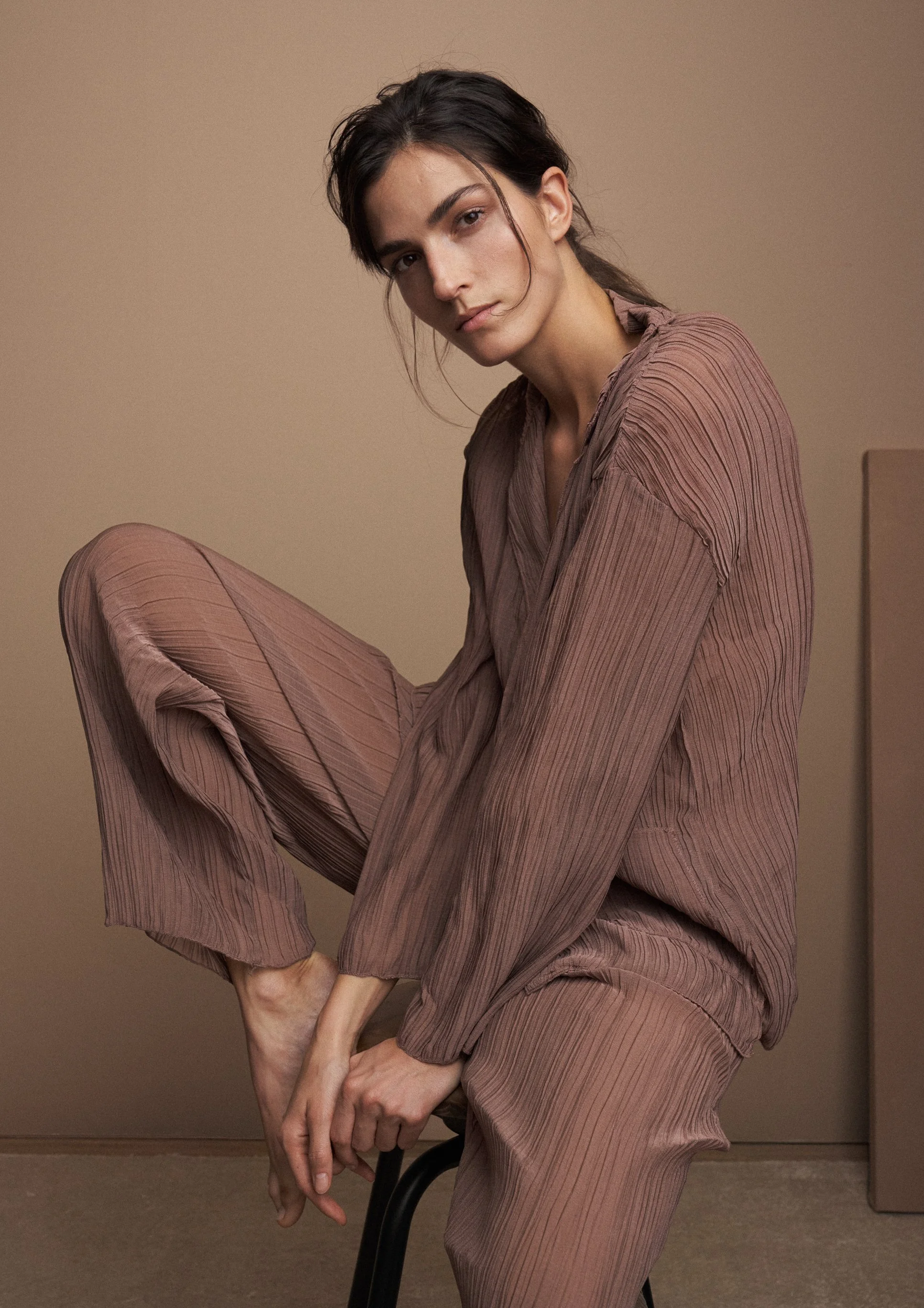 Portrait des Models Nicola Woyczyk (A Management) fotografiert von Fotograf Stephan Glathe. Hairstyling & Make-up Jennifer Krzechki. Using NARS.