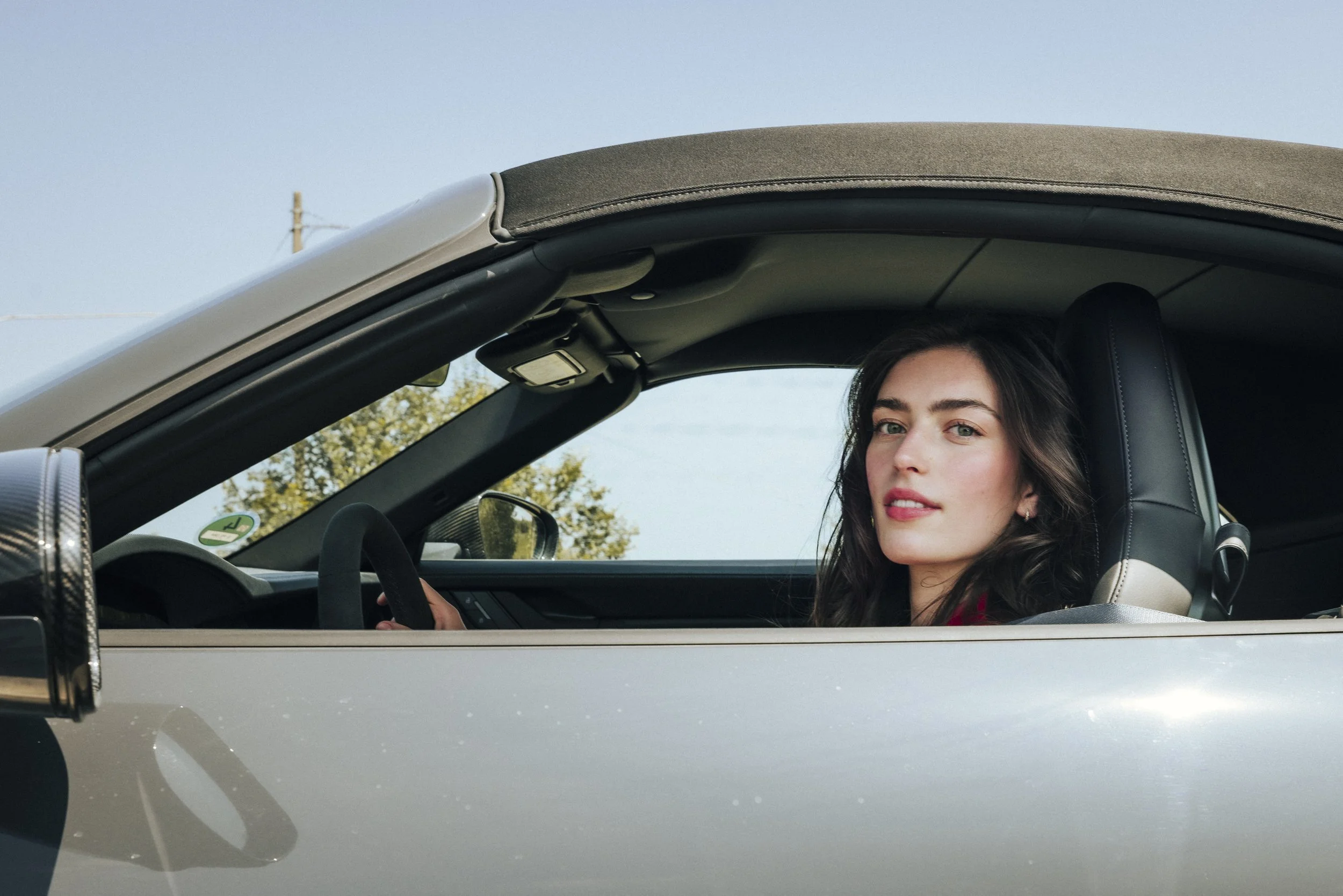 Foto-und Videoshooting für die Kampagne zum 30-jährigen Jubiläum der Porsche Travel Experience. Hair & Make-up und Fashion Styling Jennifer Krzechki, Foto & Video Roserbrothers, Agentur MDCT, Models Anouk & Bart van Maanen.