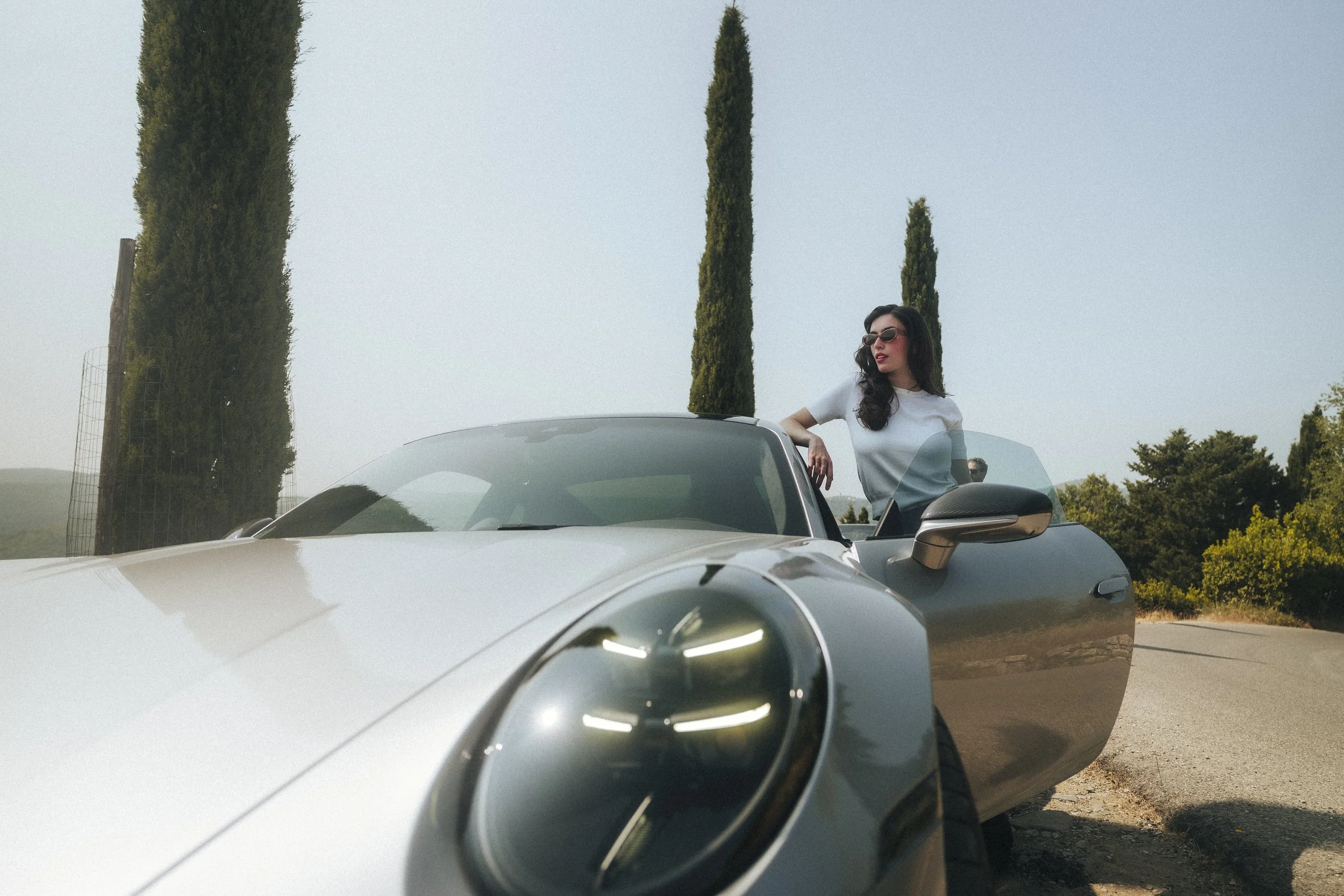 Foto-und Videoshooting für die Kampagne zum 30-jährigen Jubiläum der Porsche Travel Experience. Hair & Make-up und Fashion Styling Jennifer Krzechki, Foto & Video Roserbrothers, Agentur MDCT, Models Anouk & Bart van Maanen.