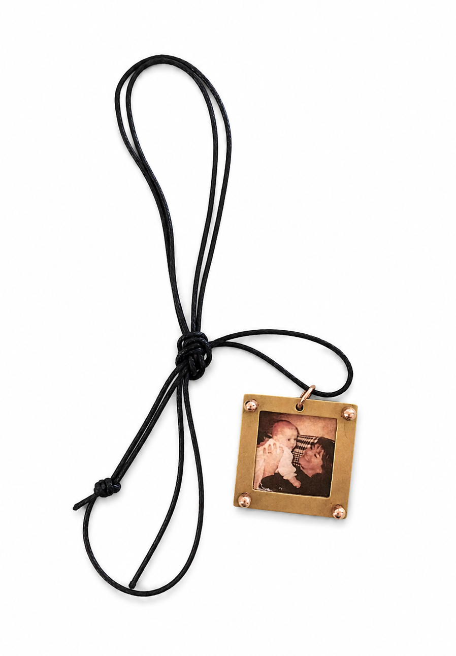 MomNecklace.png