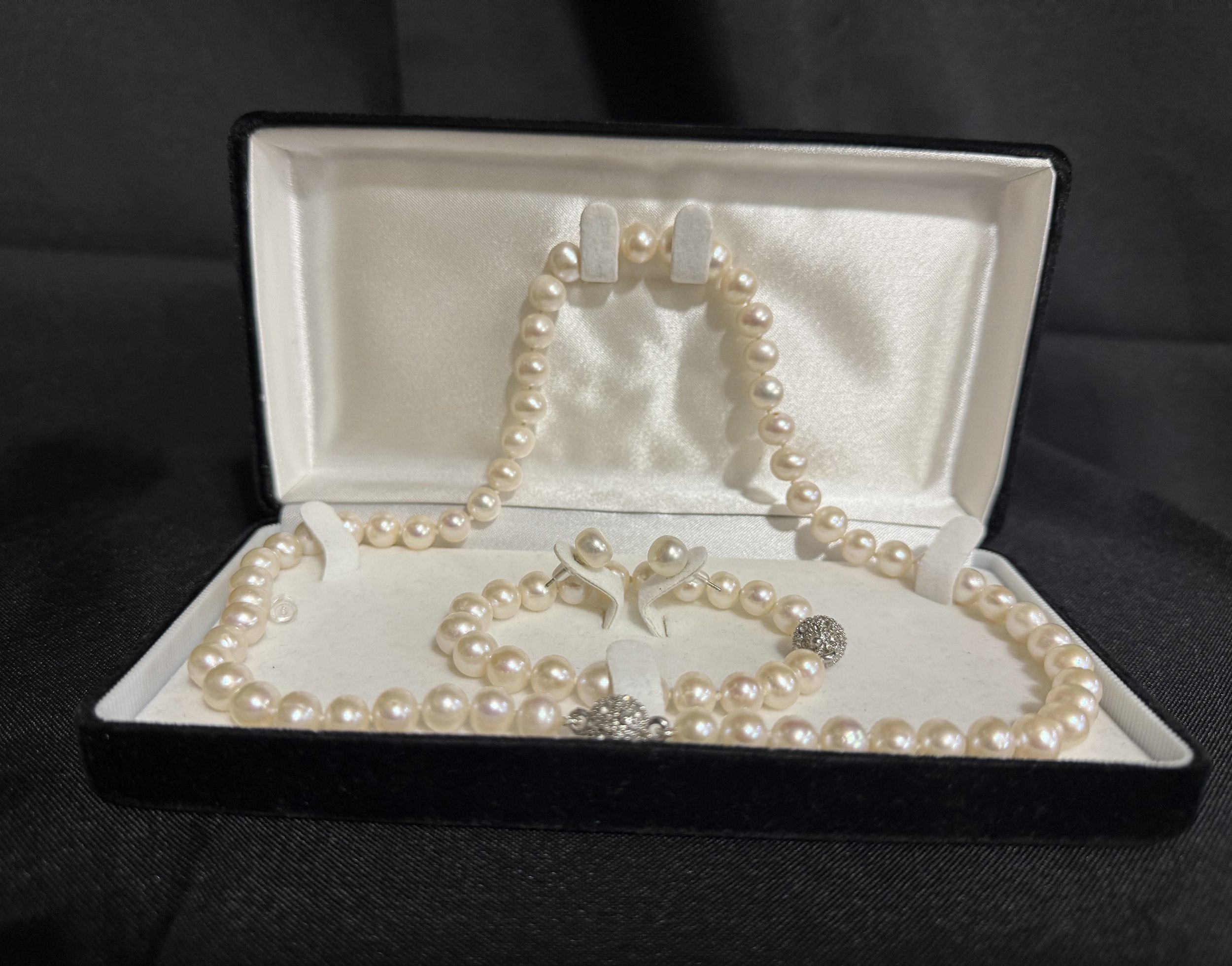 Pearl Set