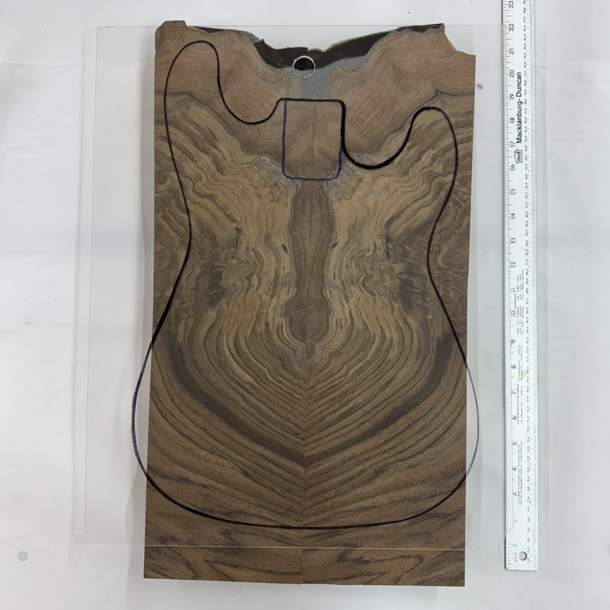 California Walnut Top: CAWA22