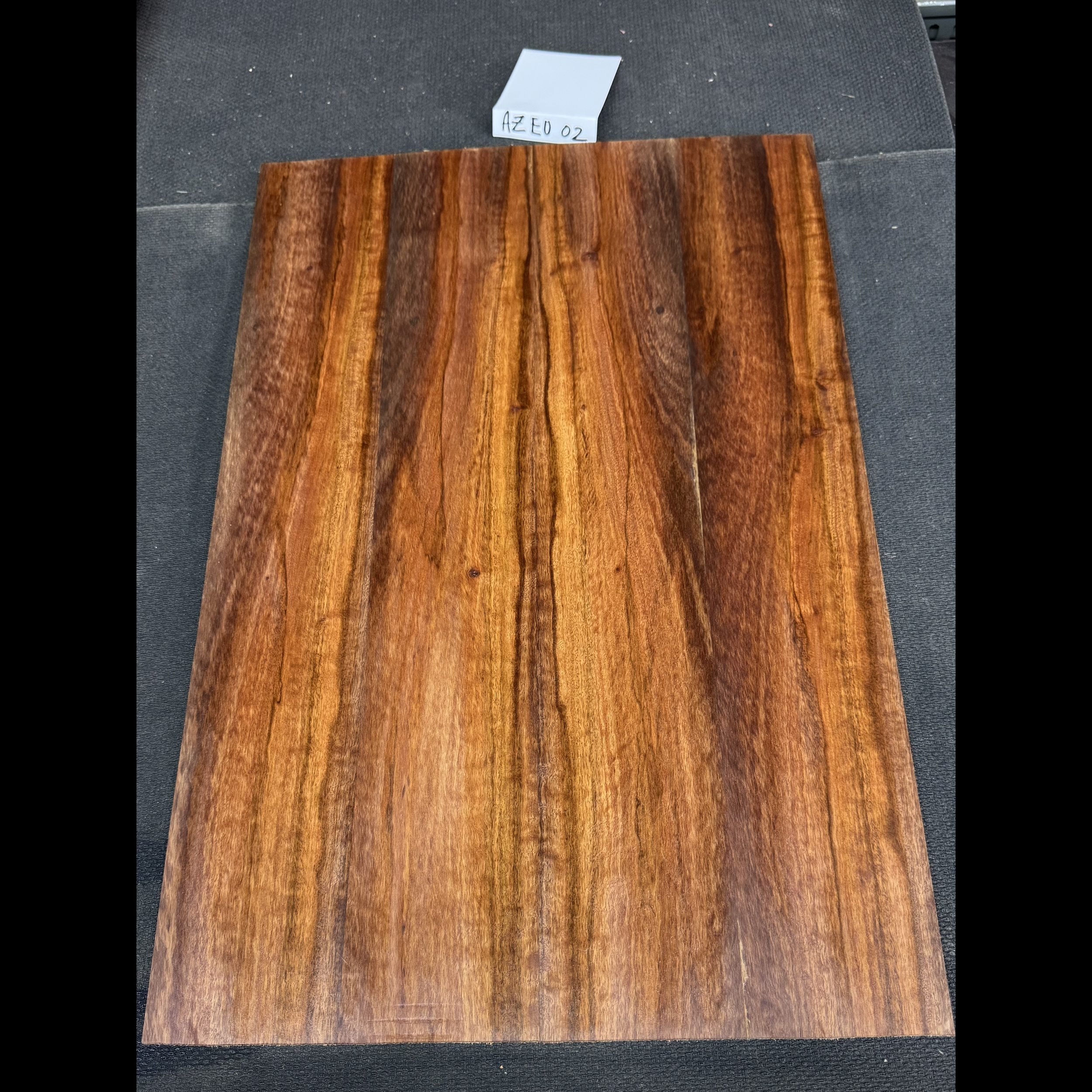 Arizona Eucalyptus Top: AZEU02