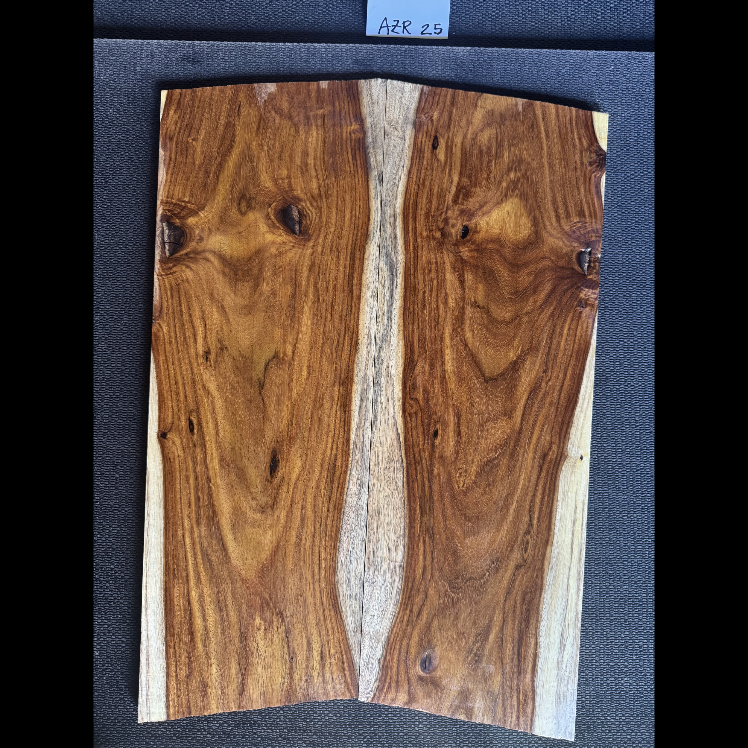 Arizona Rosewood Top: AZR25