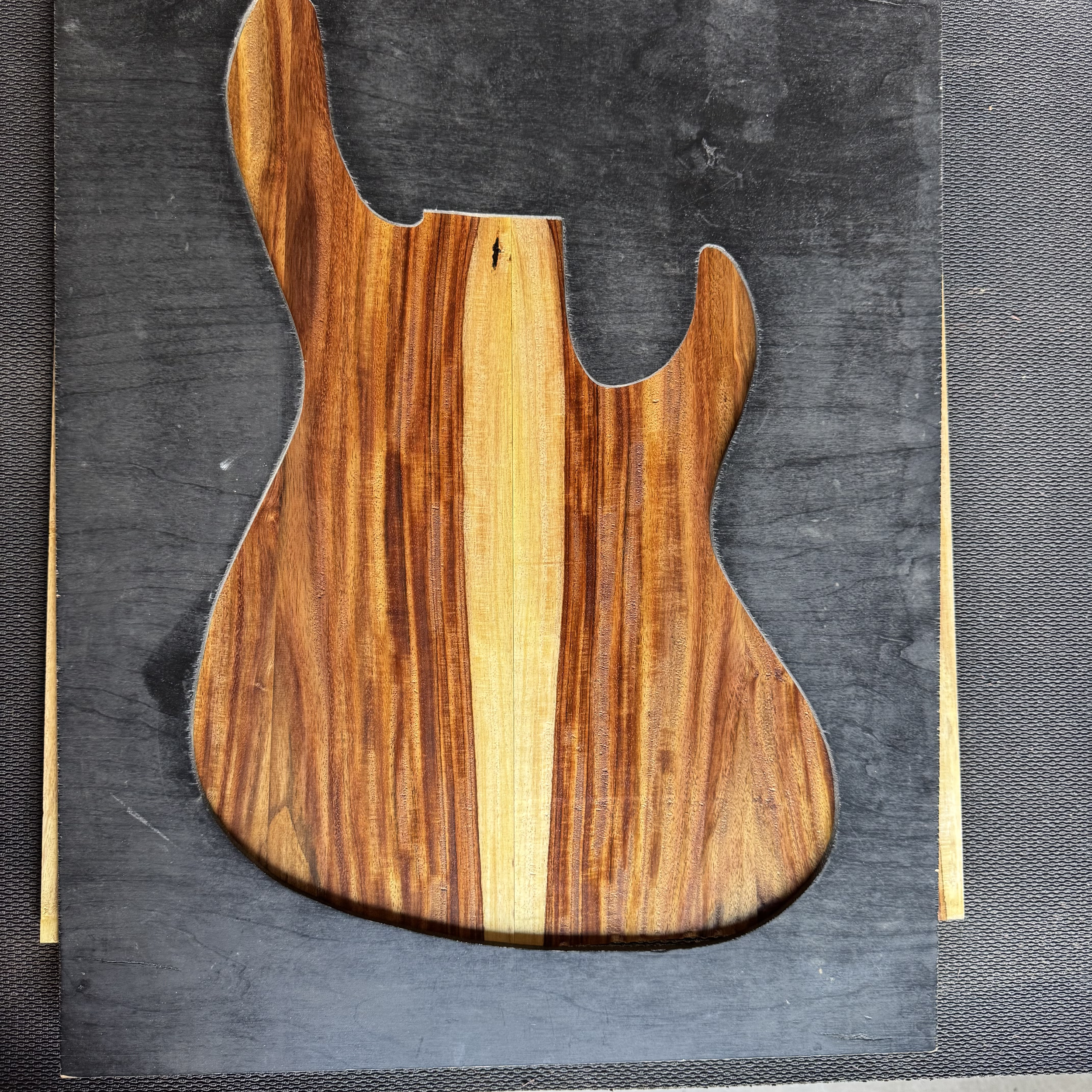 Arizona Rosewood Top: AZR42