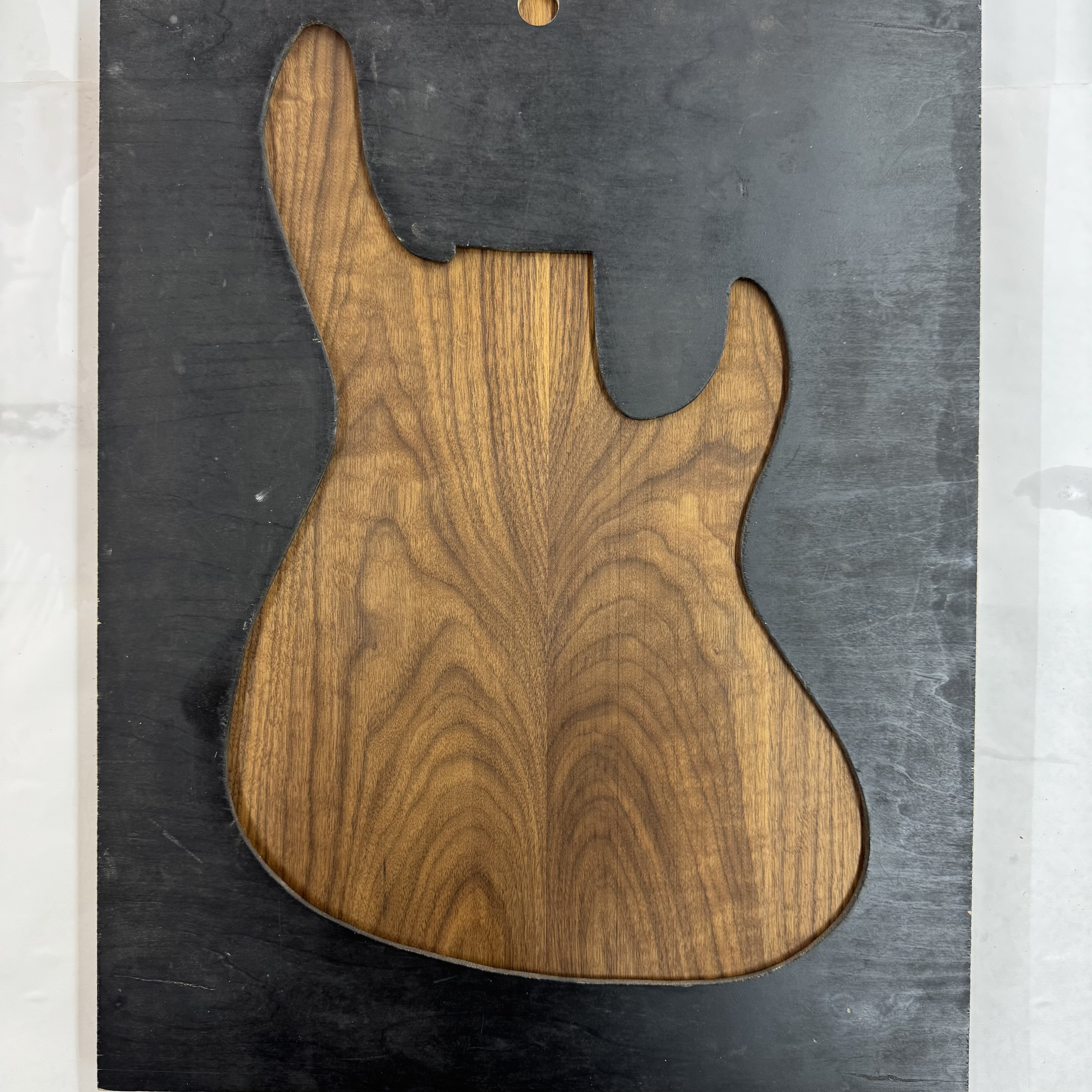 California Walnut Top: CAWA16