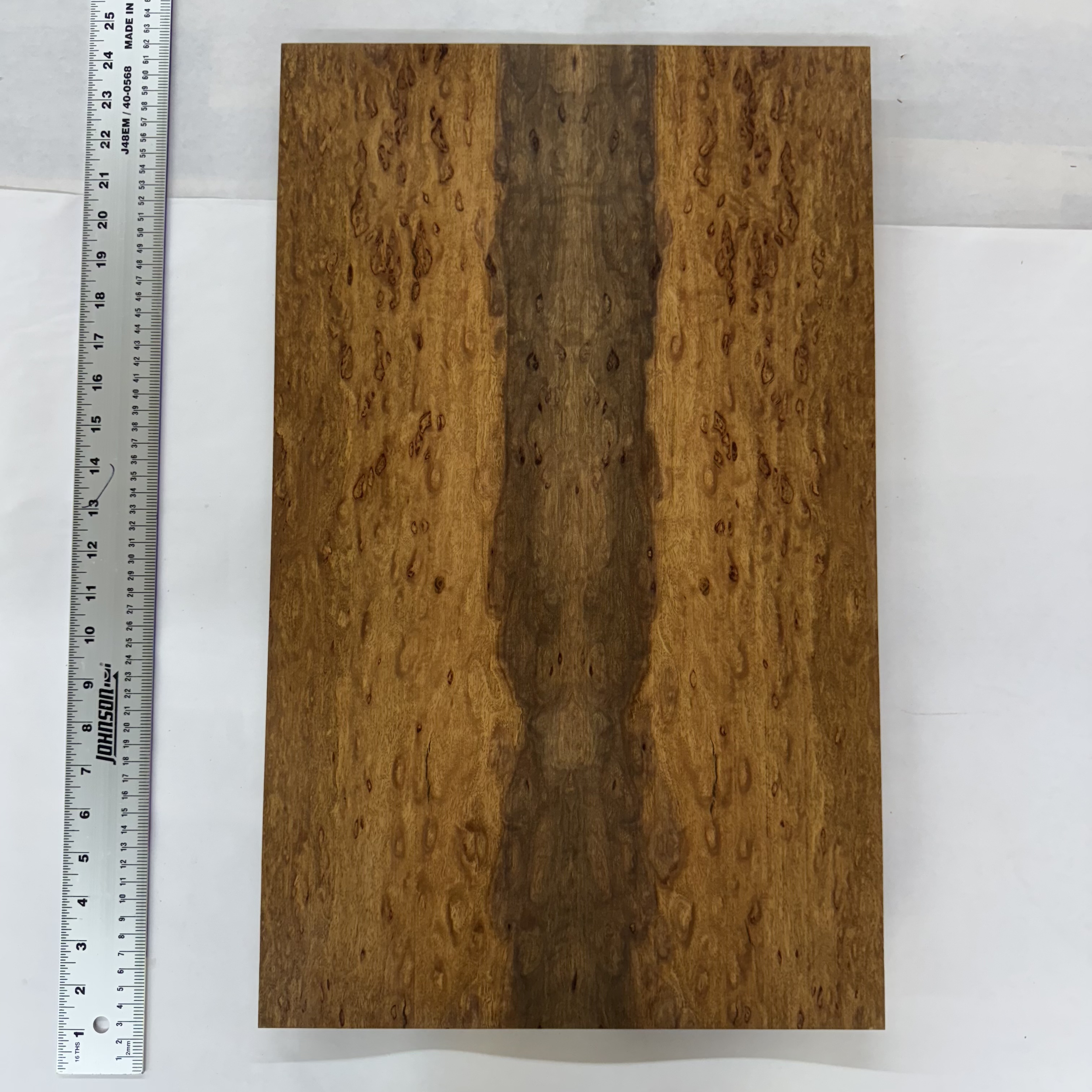 California Eucalyptus Top: CAEU01