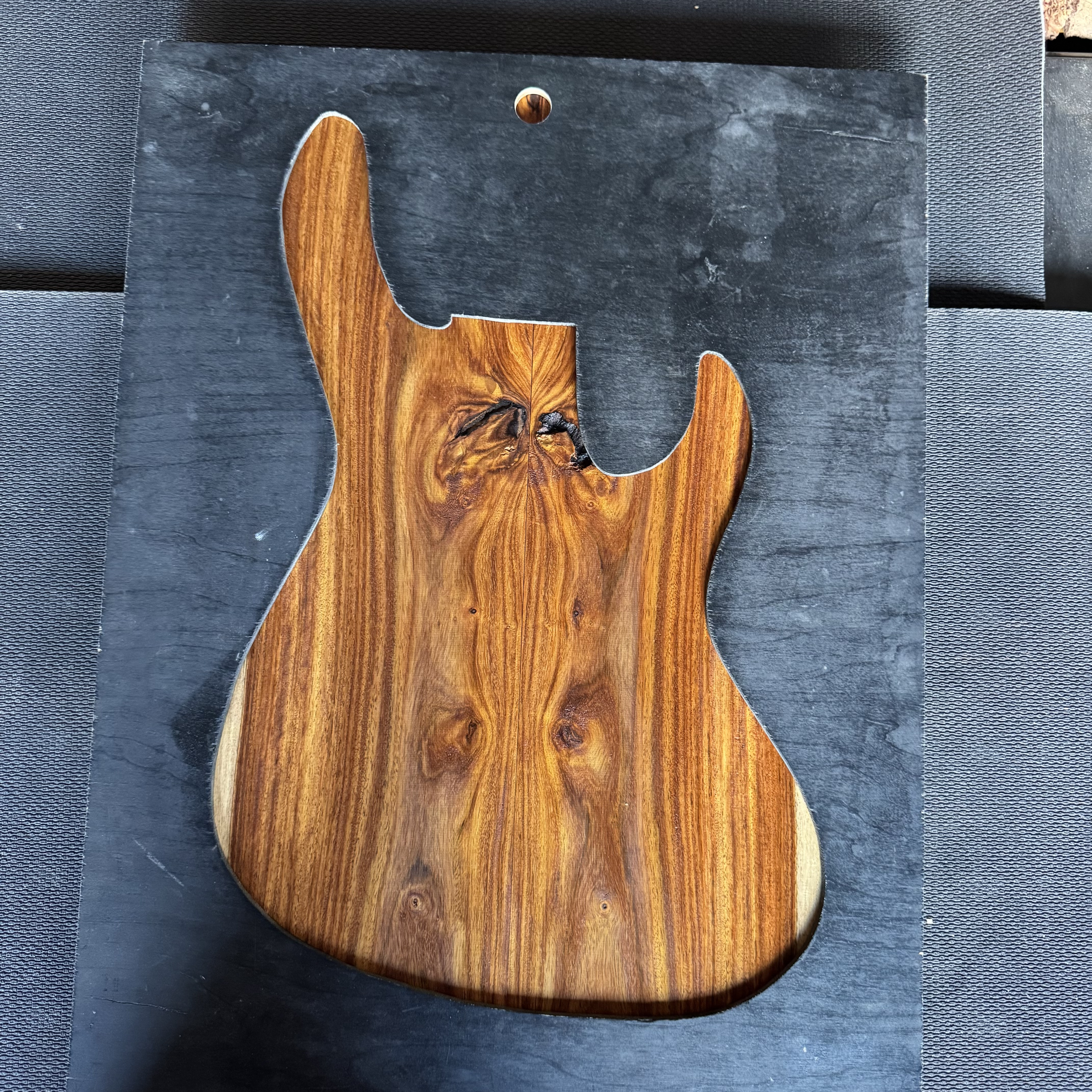 Arizona Rosewood Top: AZR40