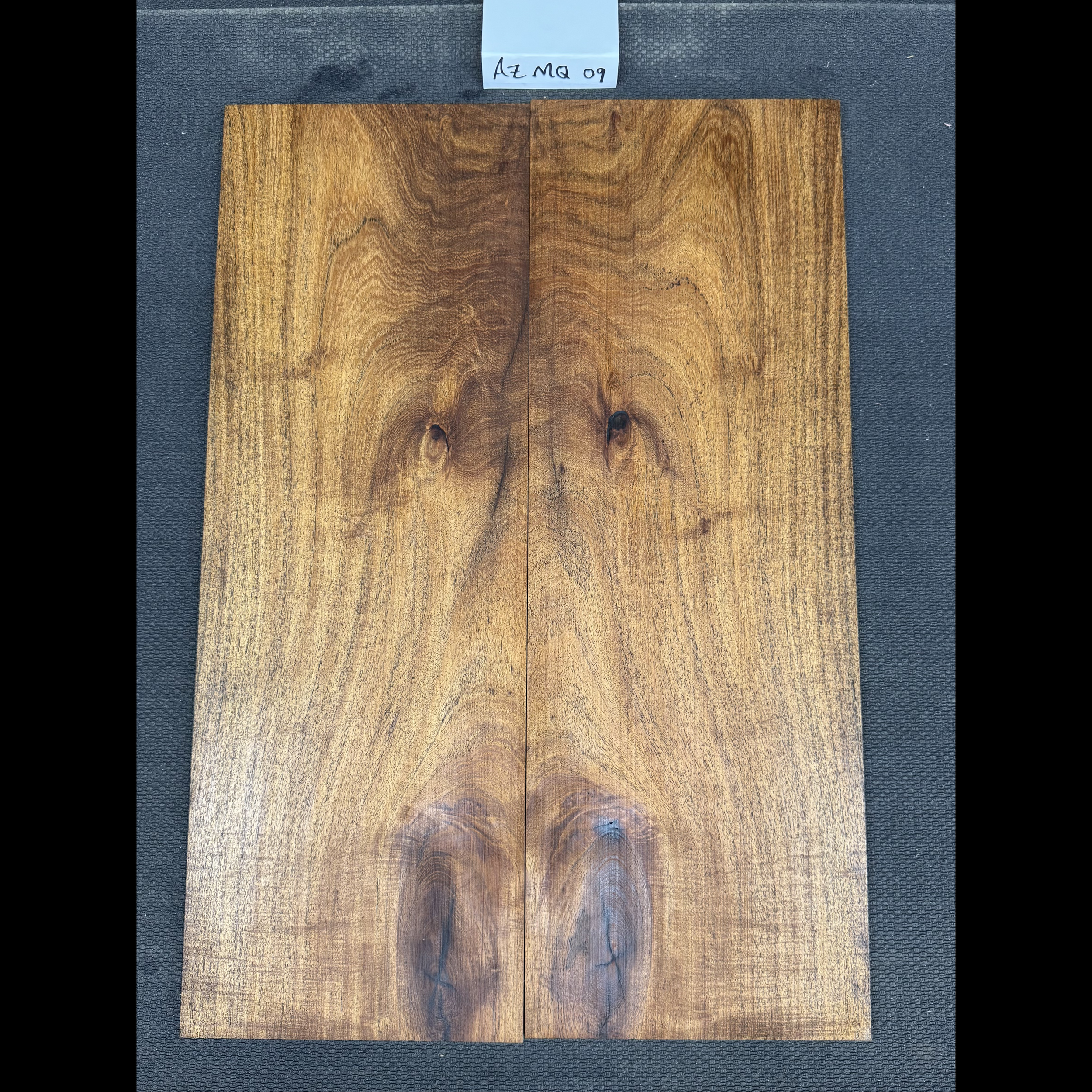 Mesquite Top: AZMQ09