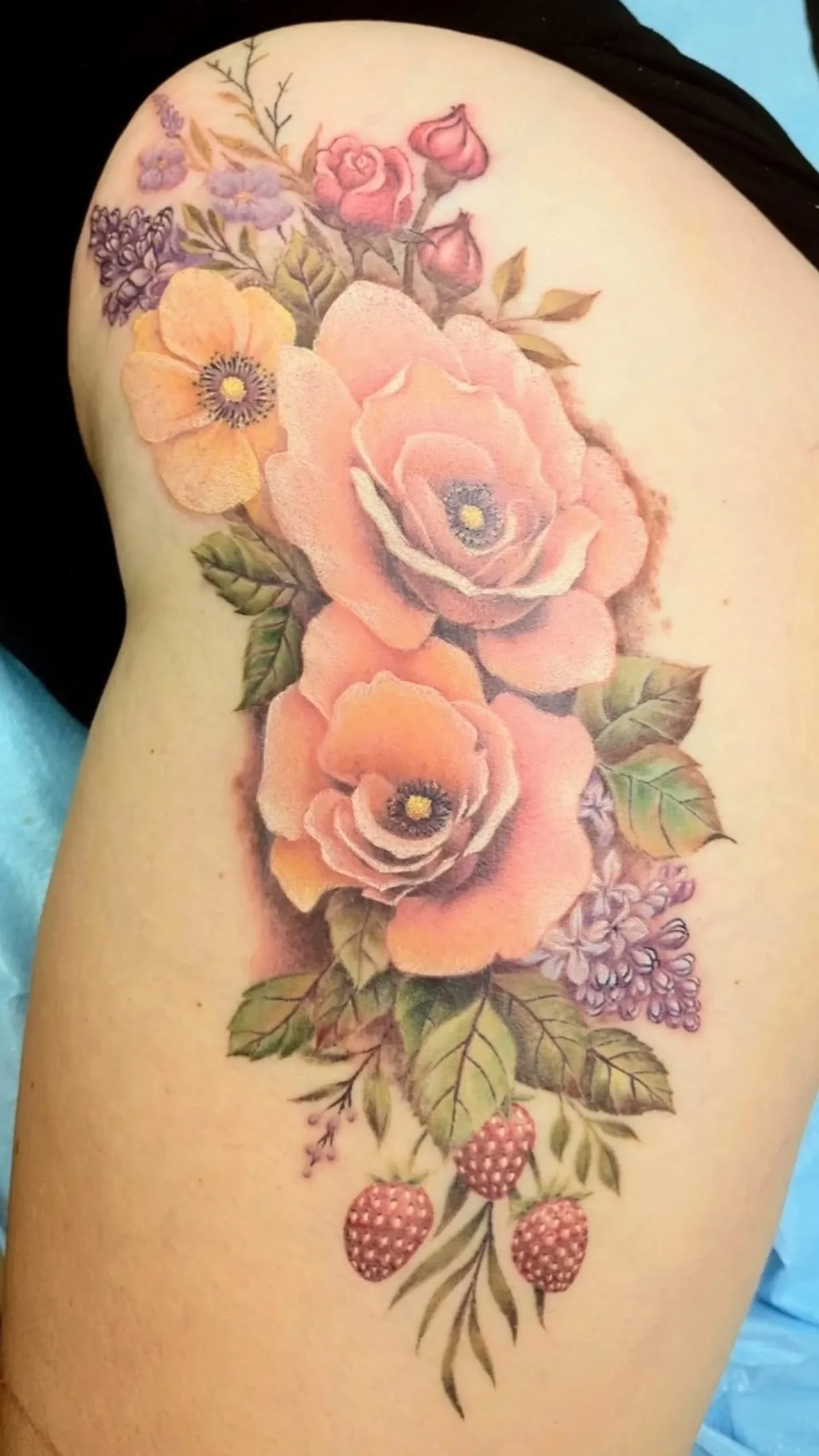 Custom designed flowers
 by: Nelson @nelson.tattoos 
-
-
#customtattoo #customdesigned #originalart #ottawatattoo #ottawaontario #rocklandontario #colourtattoo #flowers #flowertattoo #illustrativetattoo #girlswithtattoos #beautifultattoo #beautifulwo