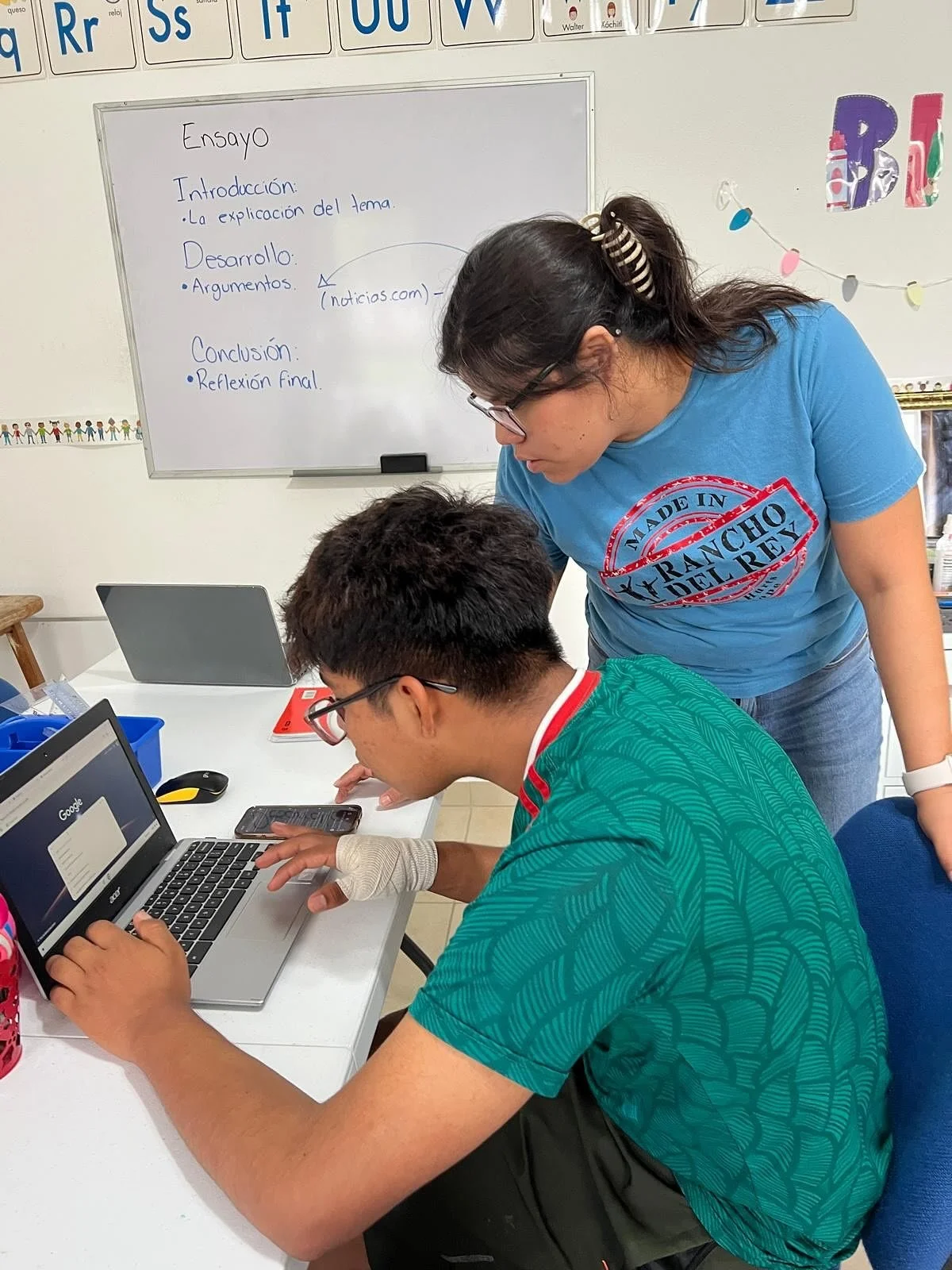 La determinaci&oacute;n no tiene edad! Estos incre&iacute;bles ni&ntilde;os est&aacute;n poniendo todo su esfuerzo en la tarea, demostrando que la dedicaci&oacute;n y el enfoque pueden iluminar el camino hacia un futuro m&aacute;s brillante.

Determi