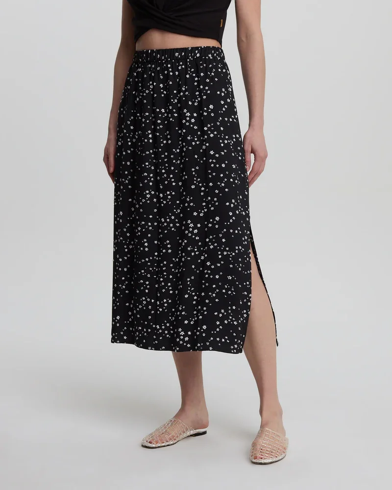Black-EcoWoven-Crepe-Skirt-TCW5674-6190_24.webp
