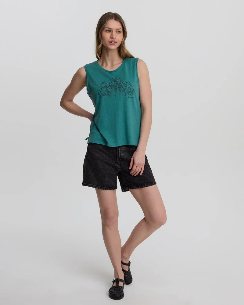 Green-Treeblend-Graphic-Crew-Neck-Tank-TCW6457-6169_3.webp