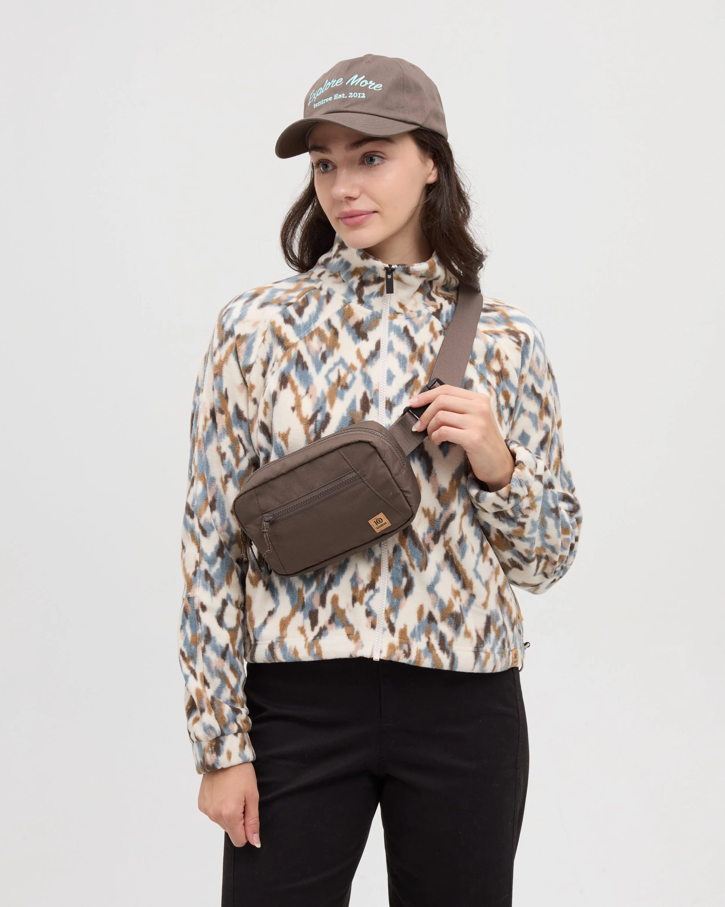 TAU6250_6303_A_6 (1).jpg