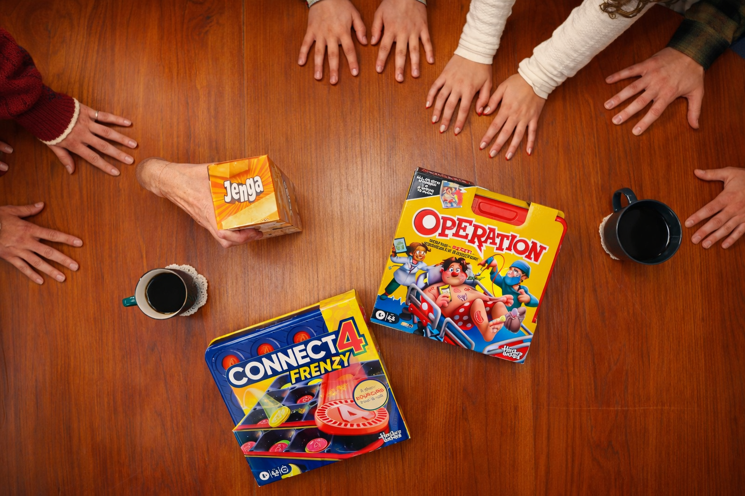 Hasbro Games - Season Heroes