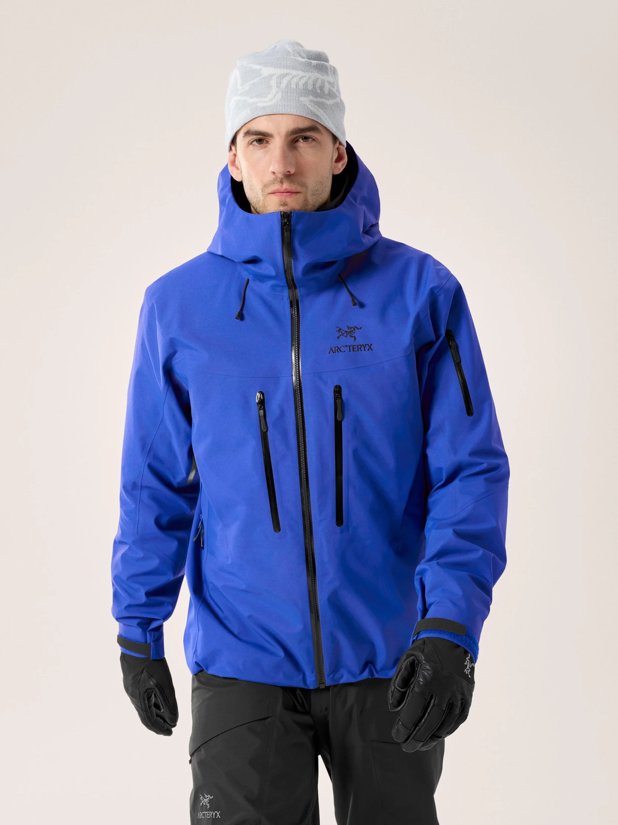 F25-X000009989-Alpha-SV-Jacket-Vitality-Black-Front-View.jpg
