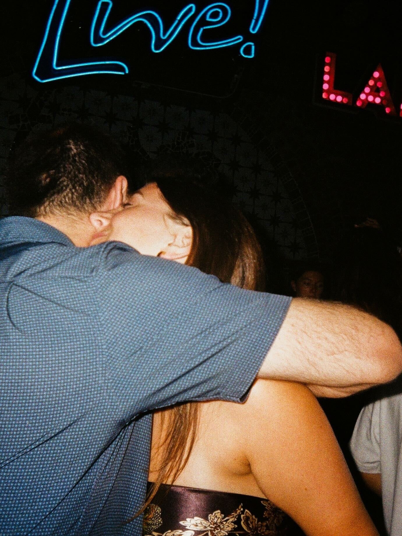 Life and love are flowing here🧡🎃🍁🍂🕷️