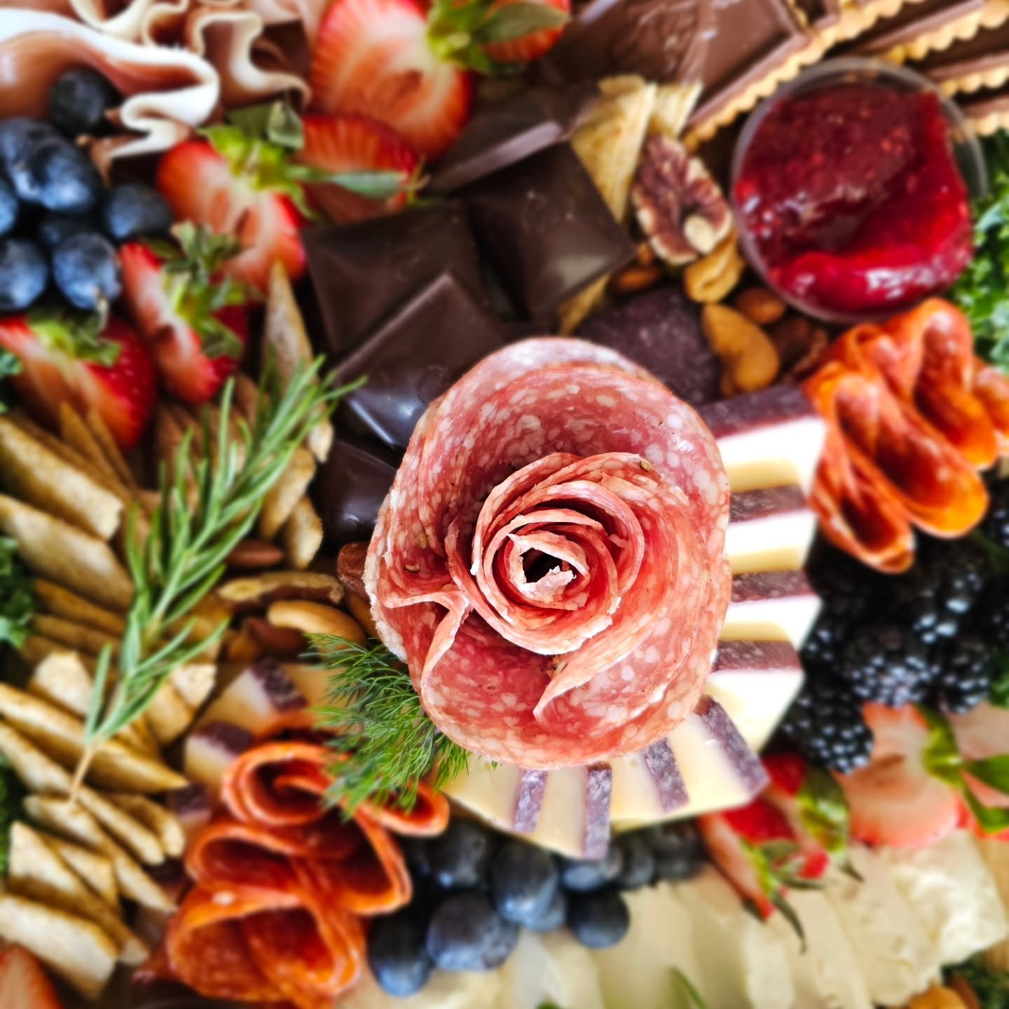It’s in the little things—the way honey catches the light, the sprig of rosemary tucked just so, the crackle of fresh bread. At Rose & Brie, we believe magic lives in the details. Slow down. Savor. Notice the beauty woven into every b
