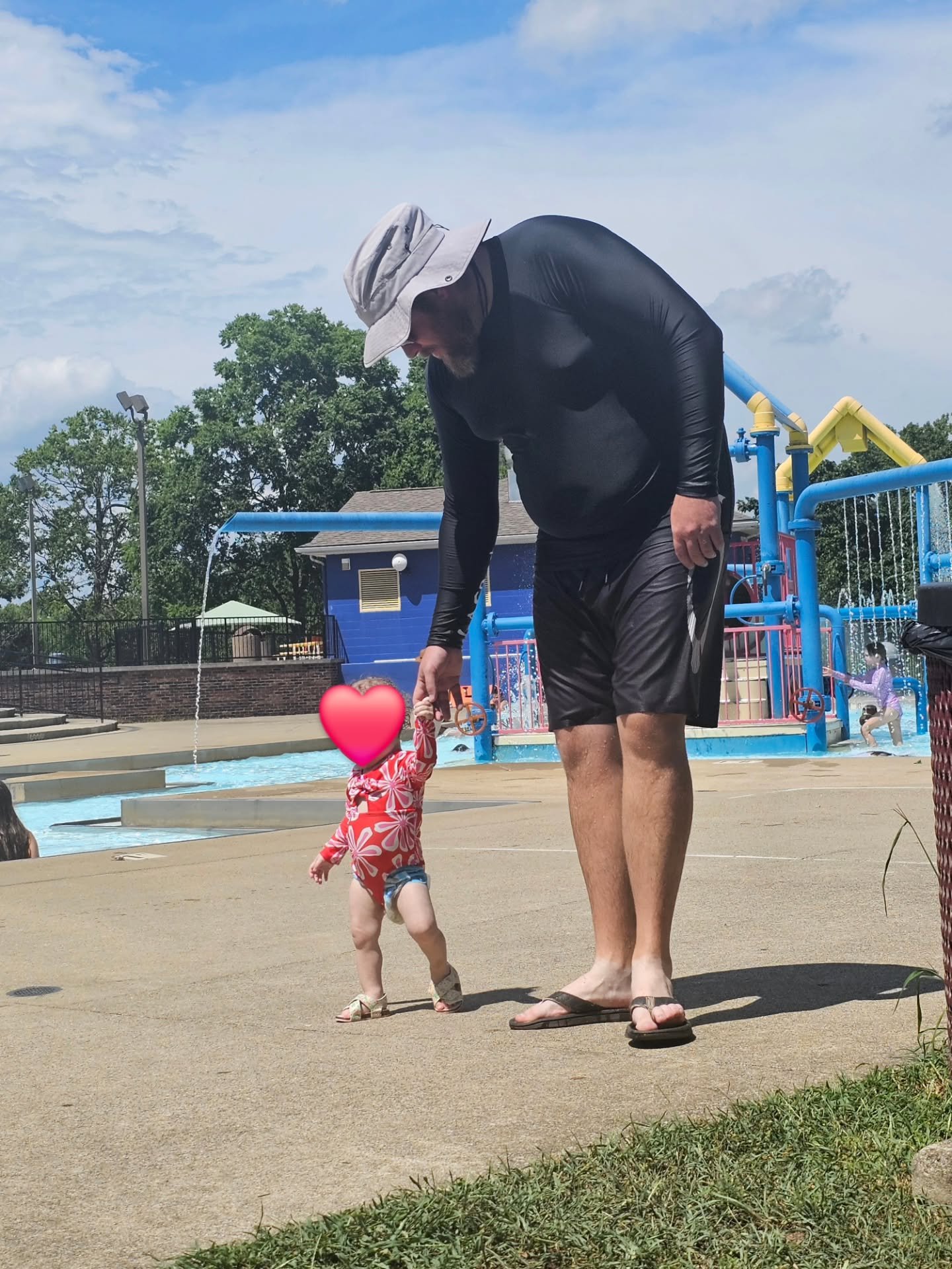 πΈ Hey friends — I know it’s been a little quiet around here lately! I just wanted to say thank you for your patience. We’re heading into my busy season, and I’ve been trying to soak up every moment with my family while I can.