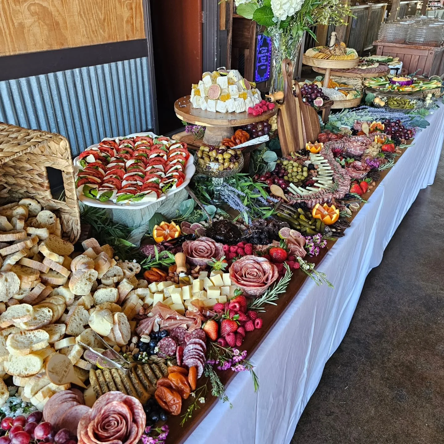 ✨️The WOW factor✨️
Rose &amp; Brie creates elevated grazing tables and charcuterie boards perfect for any celebration or event. From an intimate night in to an abundant wedding, I promise to create something beautiful and delicious for you &hearts;️

