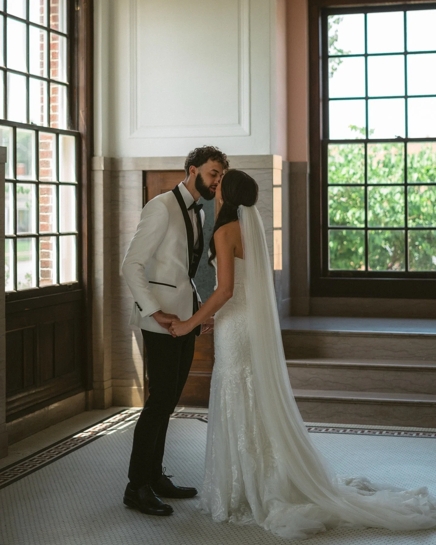 The most stunning couple at the beautiful @festivitieseventcenter in El Reno, Oklahoma 💛

Looking through and revamping some of our older albums and one continues to be one of our favorites 

#weddingphotographers #videographer #elreno