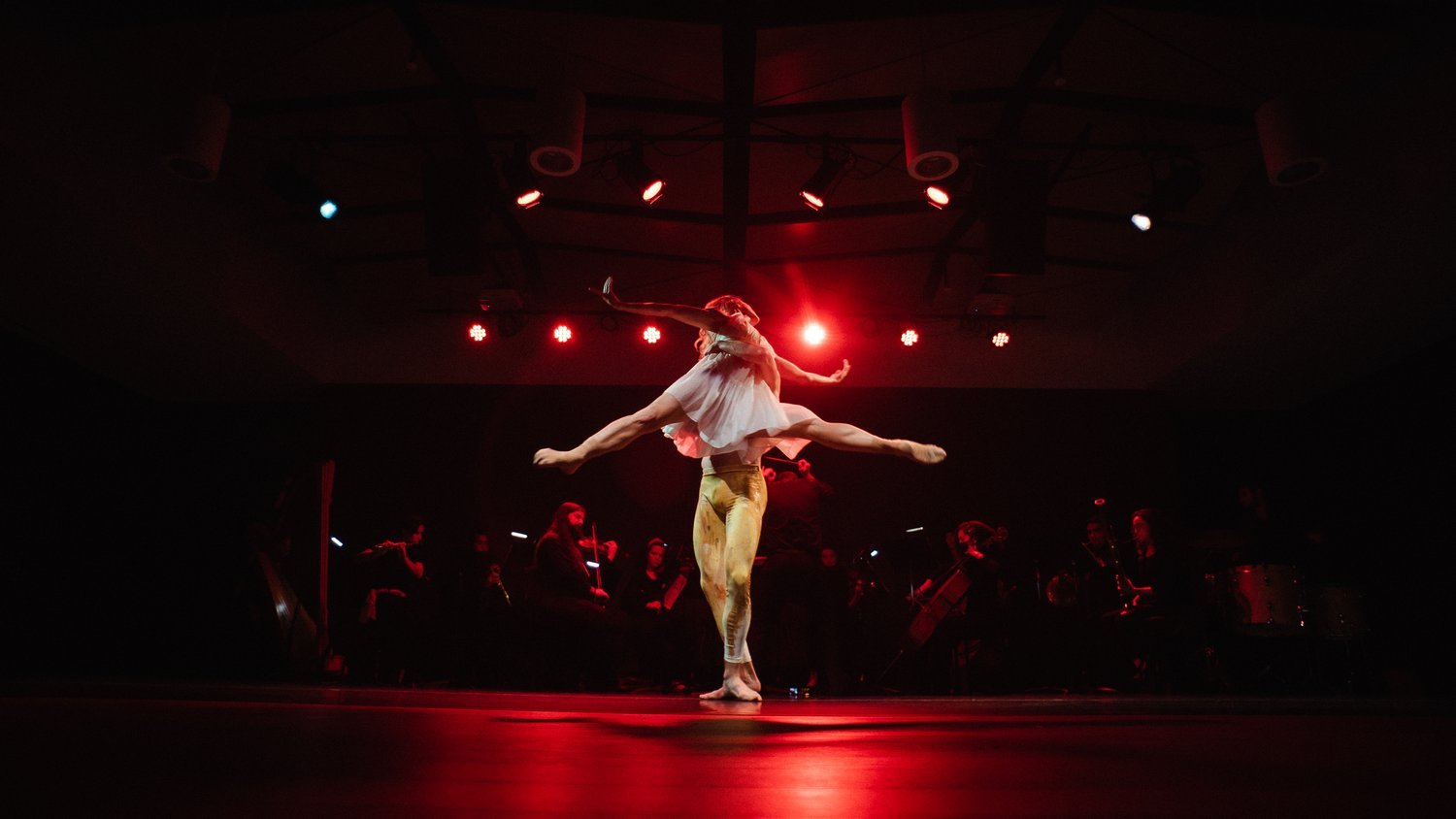 Workshop Performance of MoonFall by Red Nightfall Productions and Density512, Austin, TX.
Photos by Jack Kloecker.