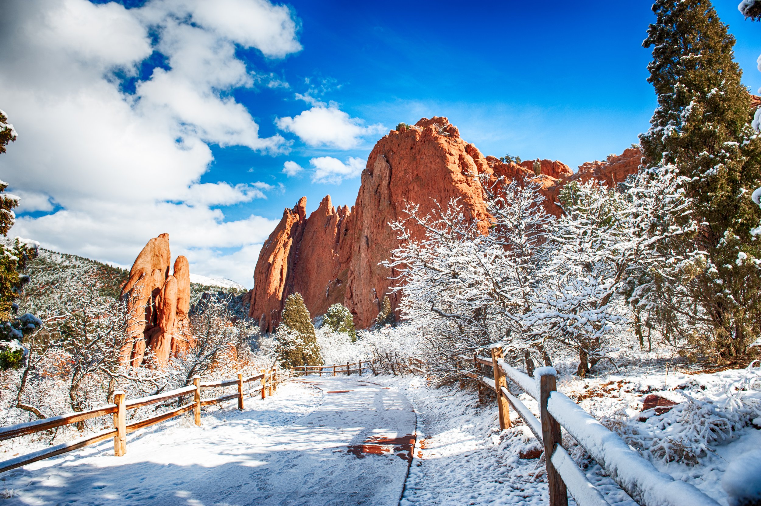 2014-03 Garden of the Gods in the snow-60_HDR.jpg