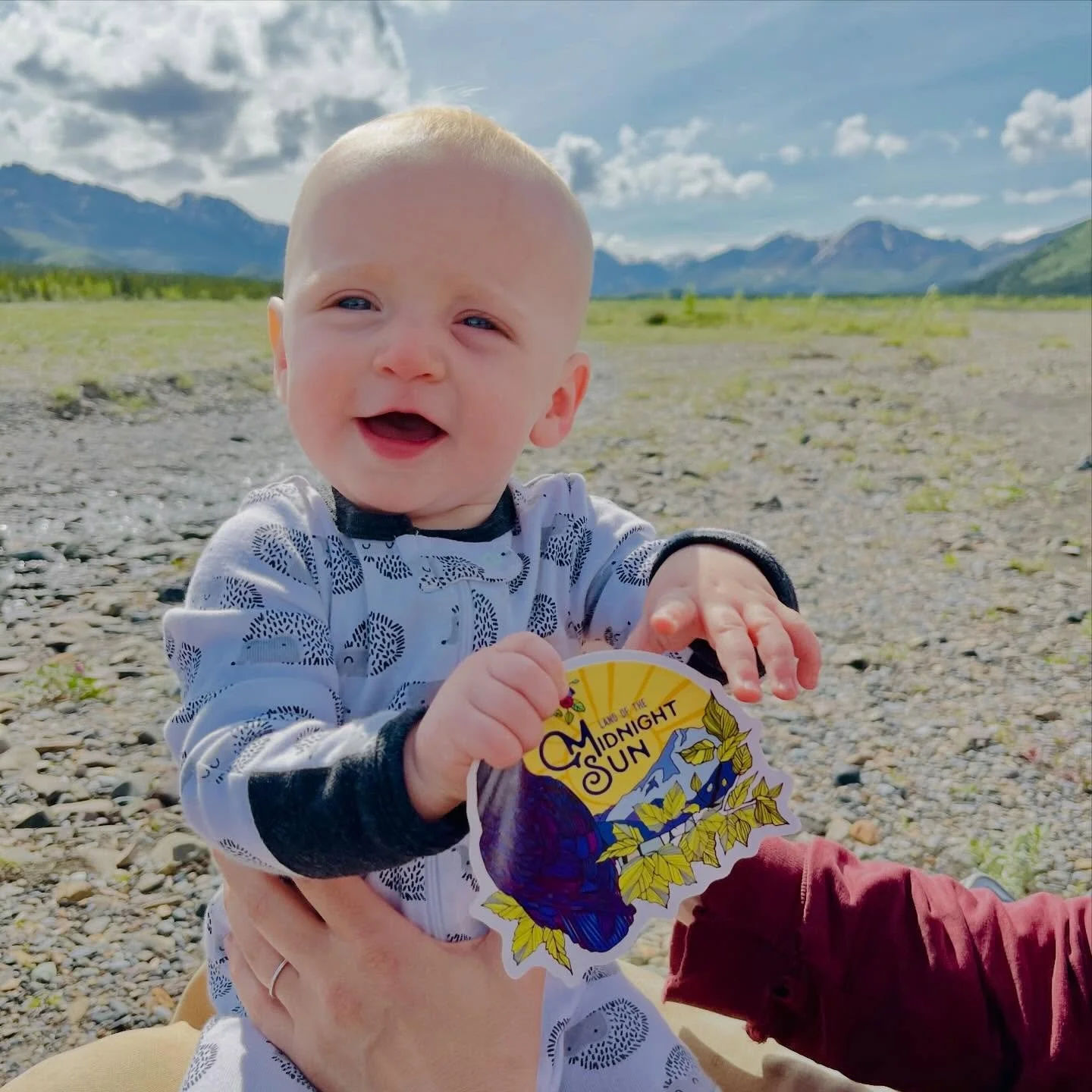 This sunshine is getting me excited for camping season! How about you??? 

Shoutout to my girl Sunny for always being the most extra with her sticker swag. Available in our shop! 

Corso-graphics.com