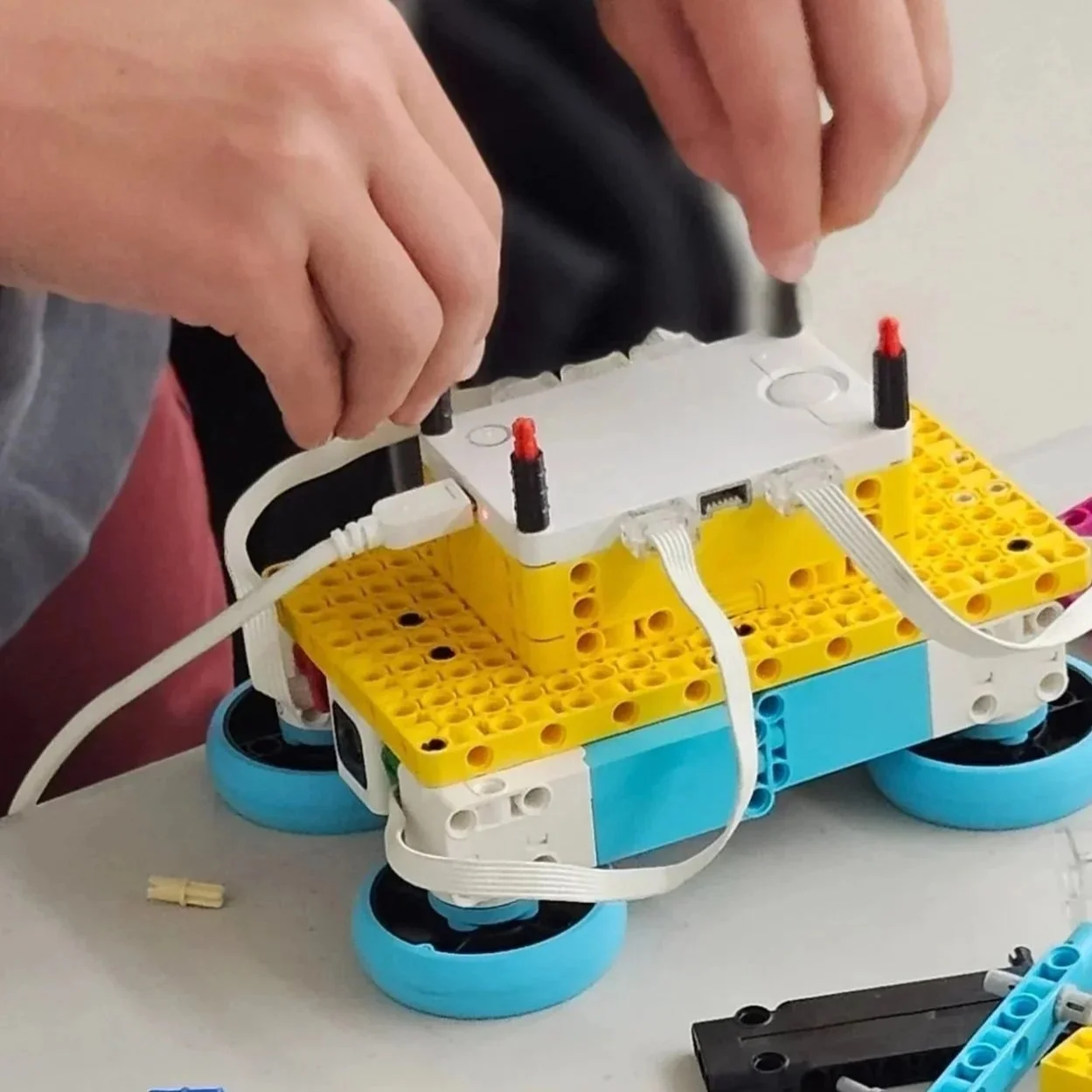 BLSC - Intermediate Robotics & Coding Club THURSDAY Spring 2026