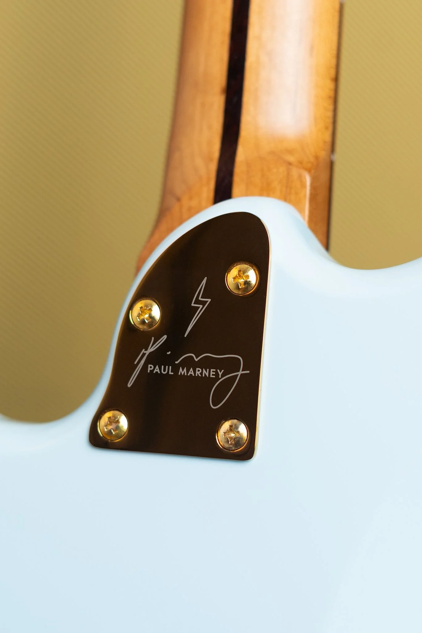 	
Paul Marney is Lightning Kid. Paul Marney's signature guitar with Ligaya Guitars in Classic Bleu