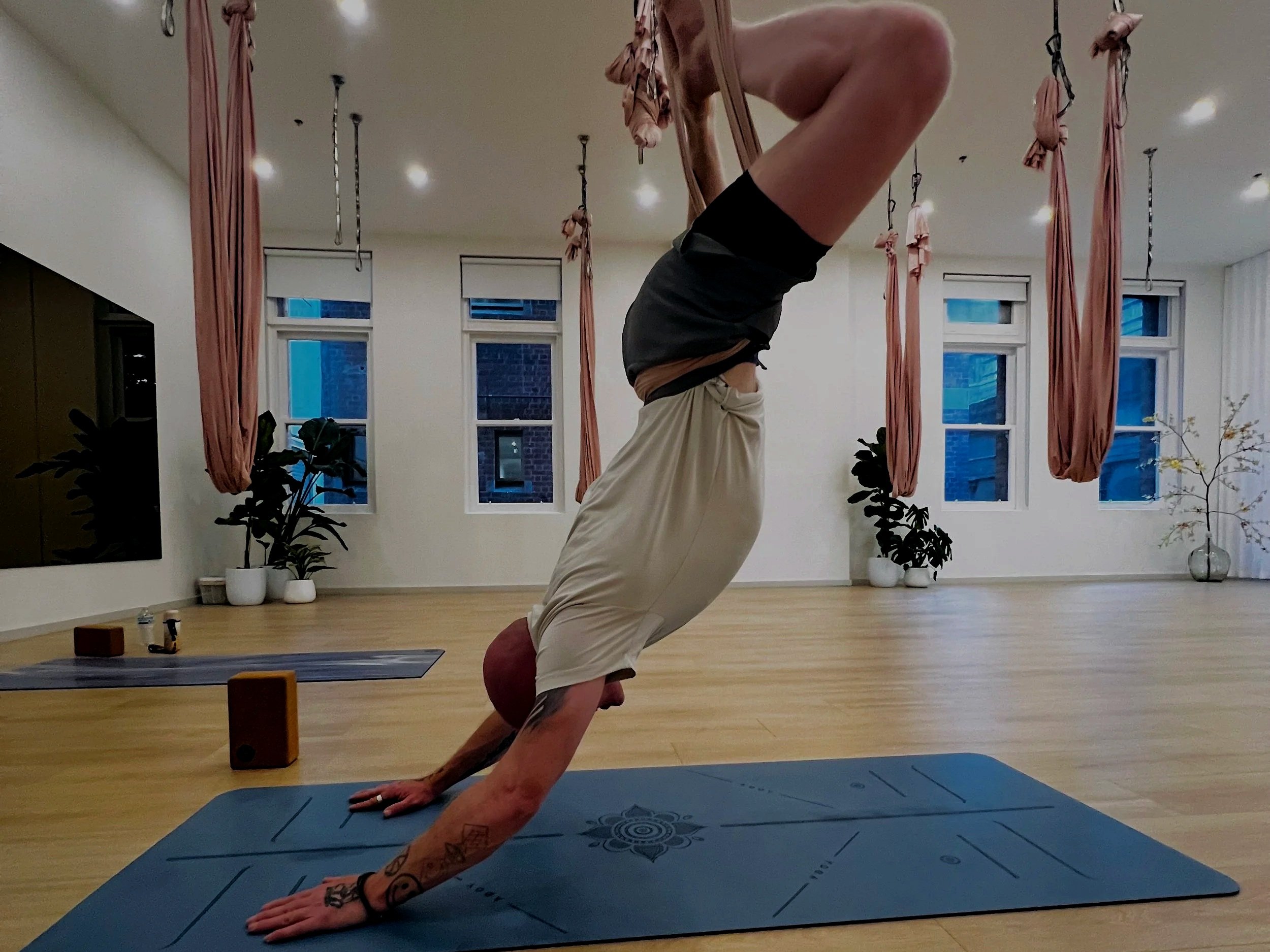 Can men practice Aerial Yoga? 