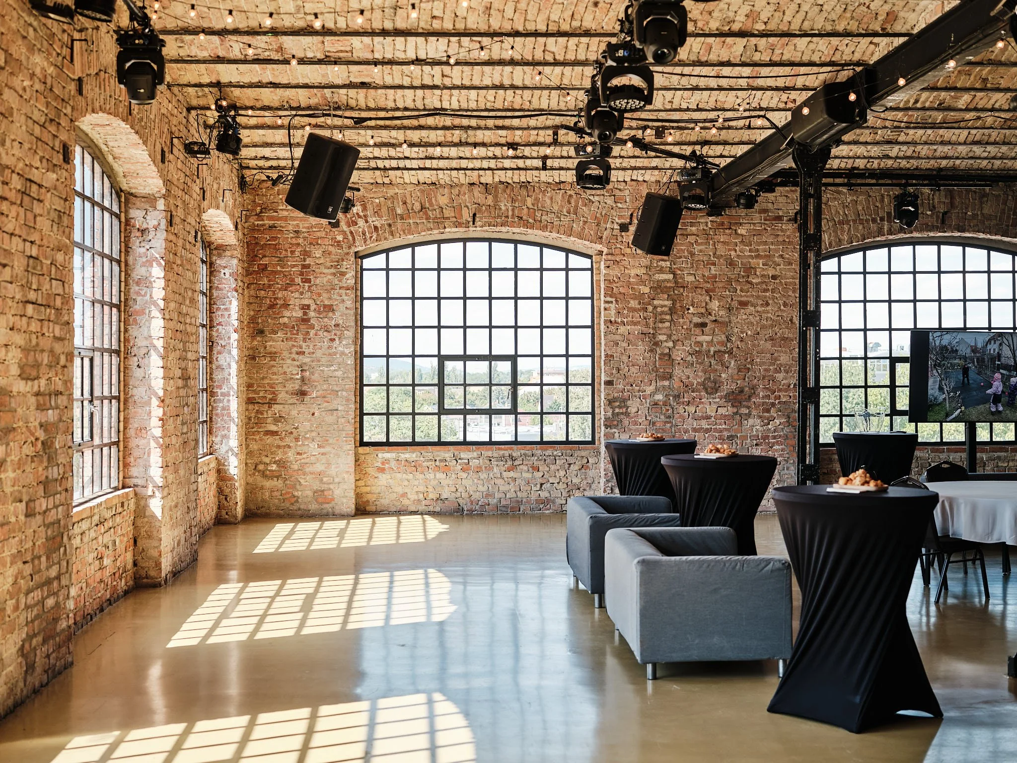 Flashback Loft | Tágas rendezvénytér