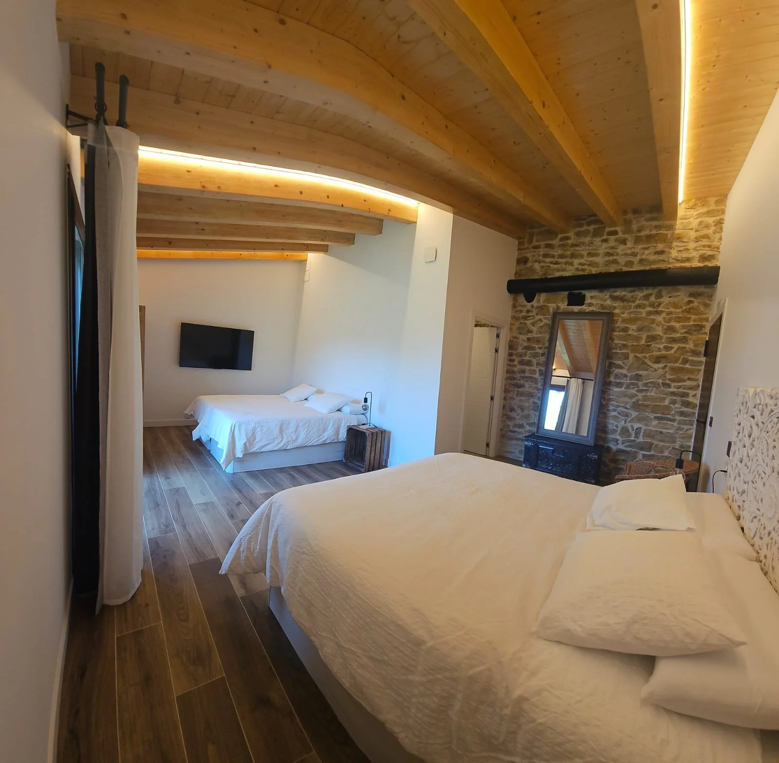 PHOTO-2025-04-23-13-37-52 3.jpg