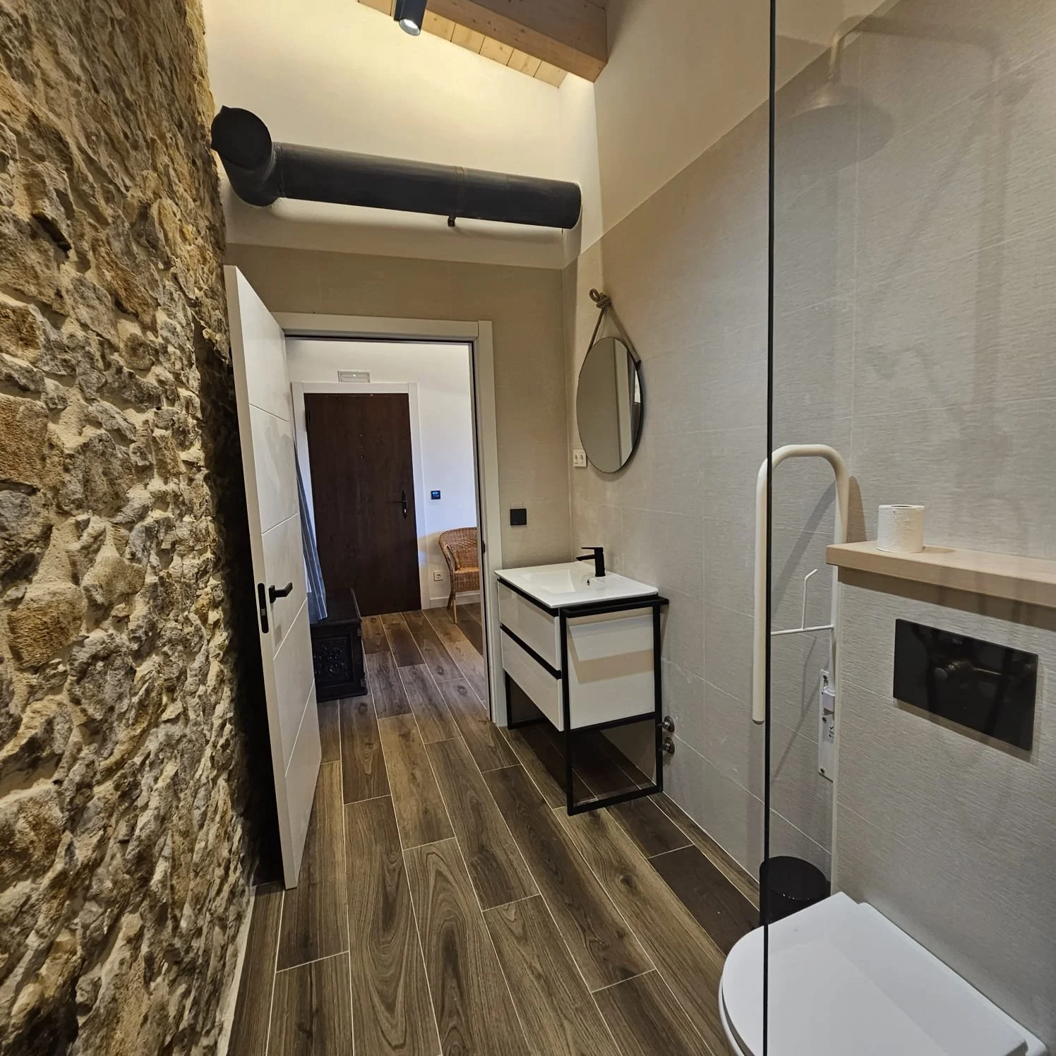 PHOTO-2025-04-23-13-37-52 2.jpg