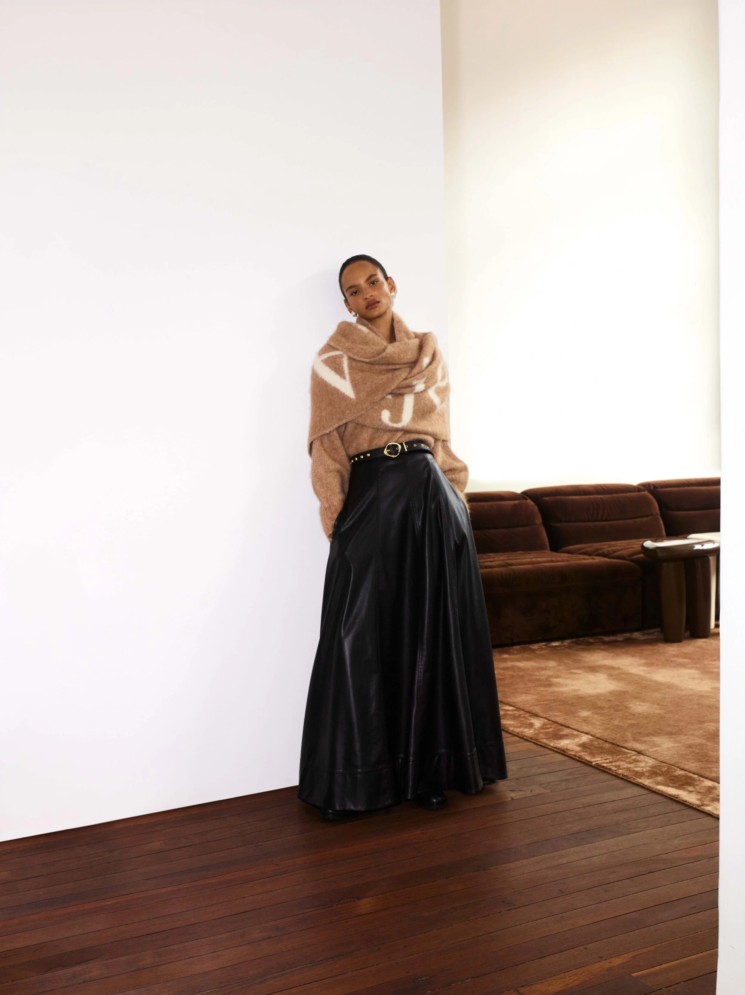 PreFall25_LR_Mason Maxi Skirt_Savi Logo Scarf_1.jpg