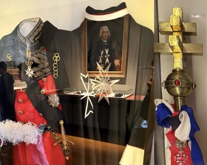 f6a4fde0-9df6-4d5a-b973-969aa91ef2ef 2.jpg