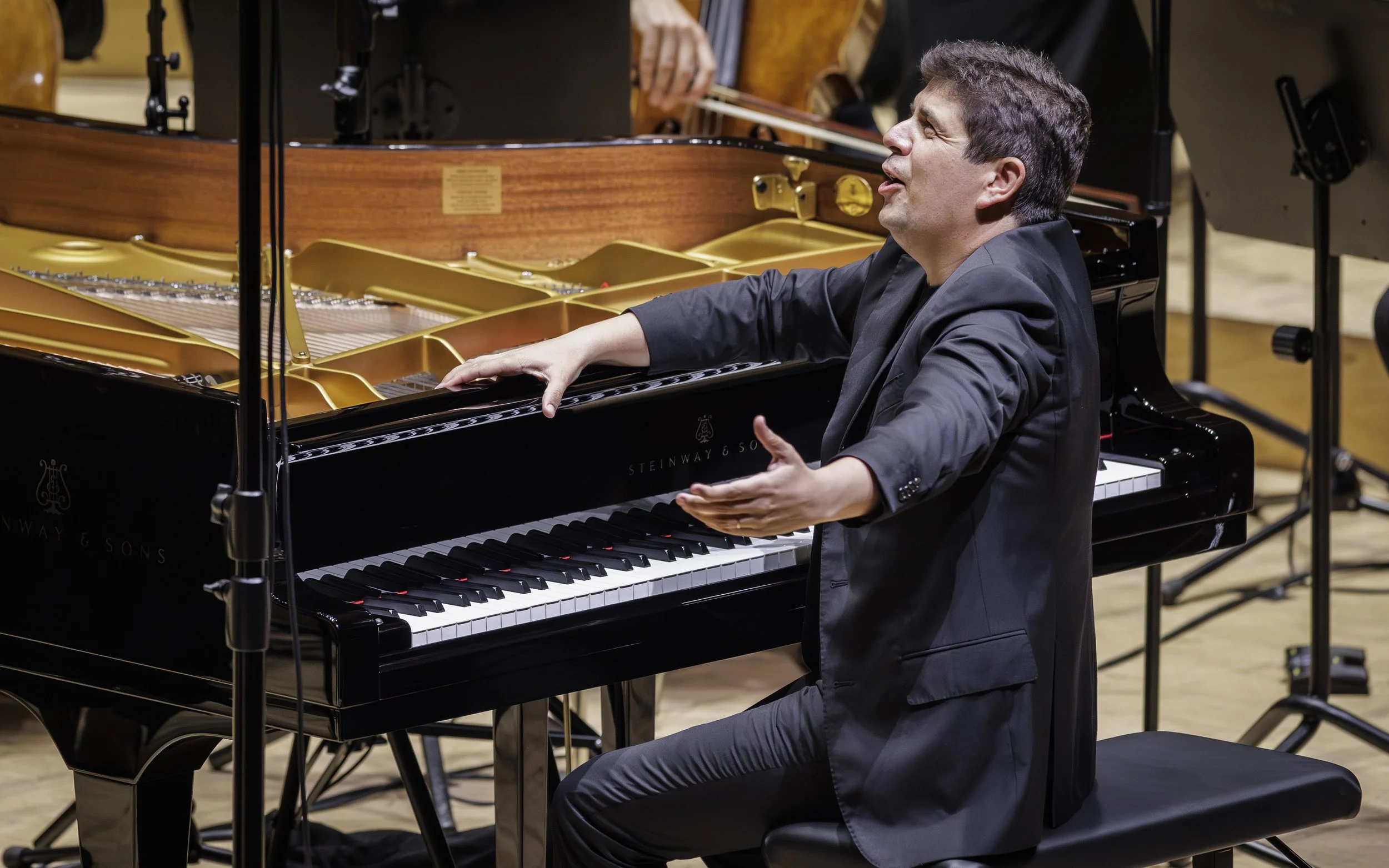 Javier Perianes records the complete Beethoven piano concertos