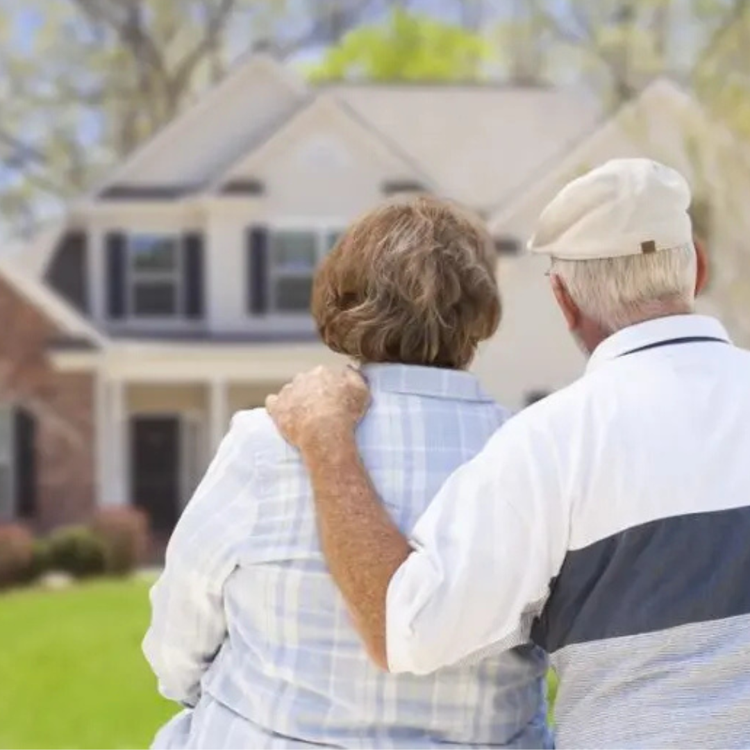 Helping Your Parents Downsize with Compassion and Ease