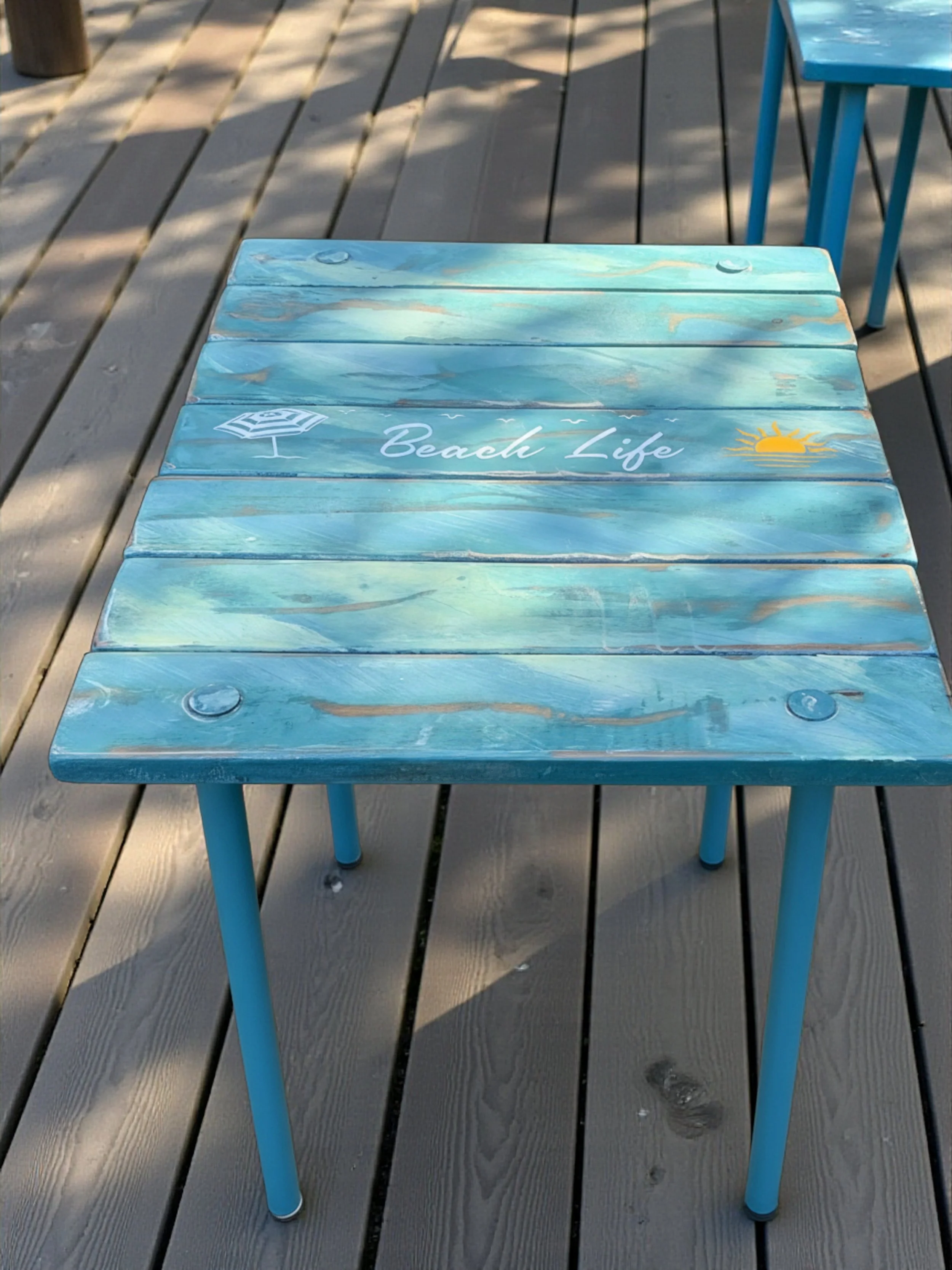 a beach life table on a sandy beach