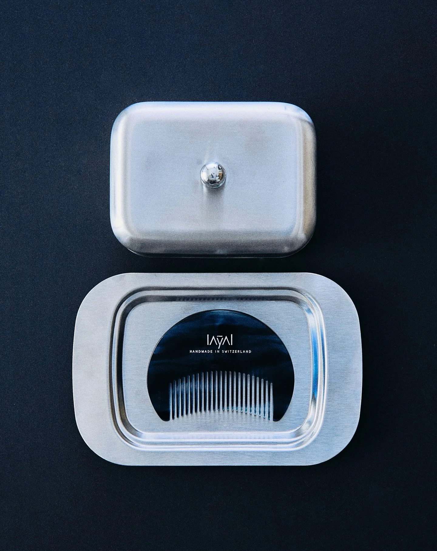 The moon finds a way to stand out, in every setting 🌙