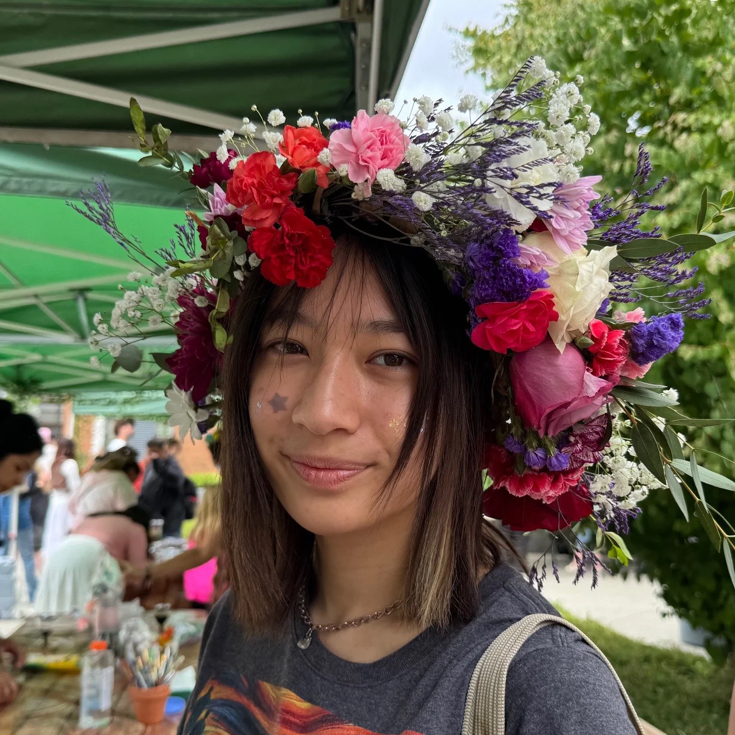 Flower power in full bloom at Skagit Valley College's Cardinal Day! Our crown-making workshop was a crowd favorite with some seriously gorgeous results.